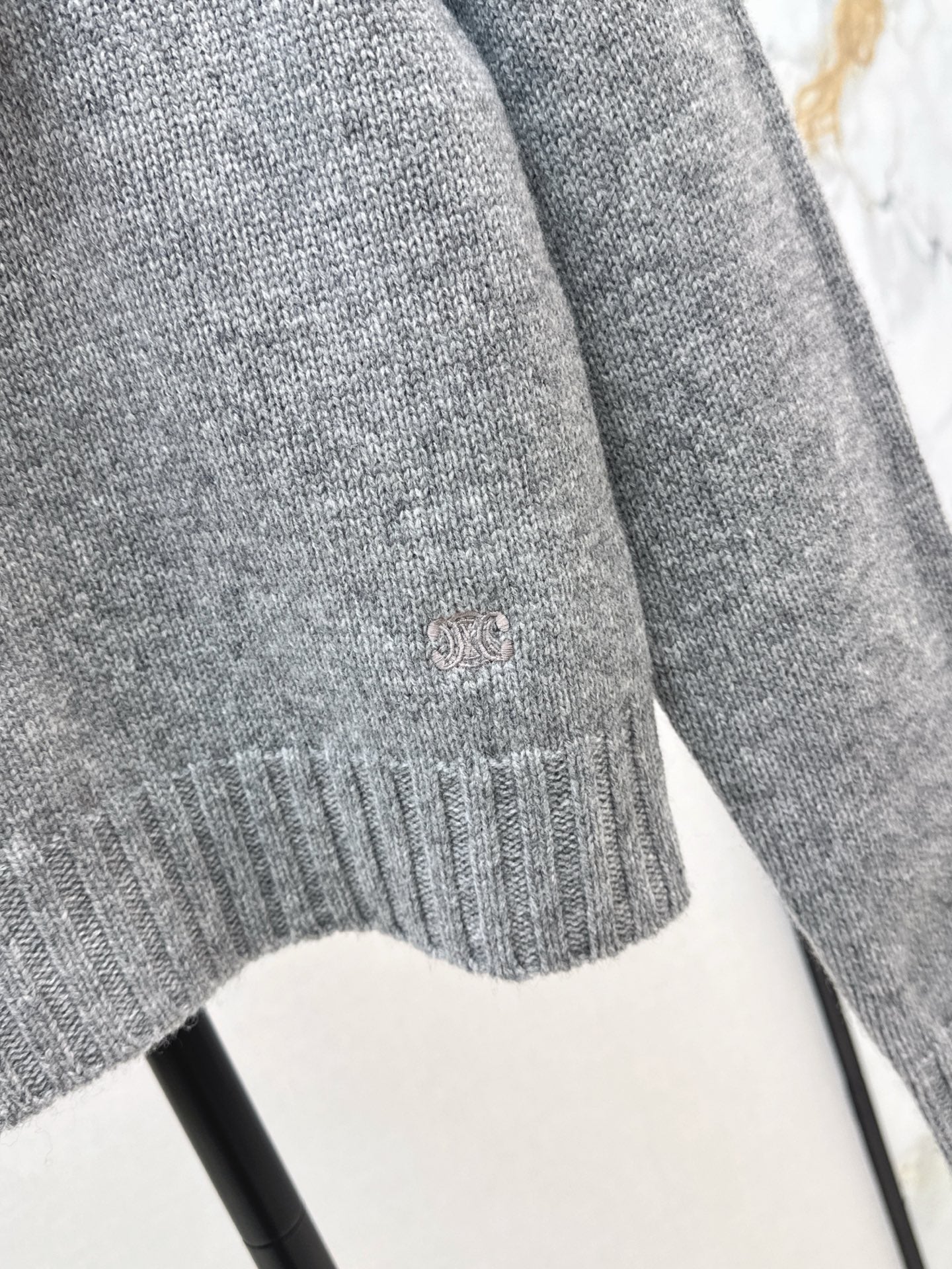 Ce1i NEW goat hair sweater