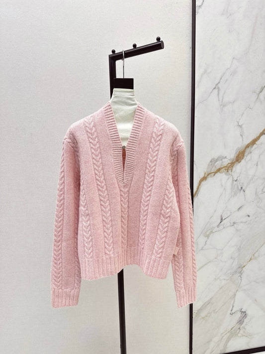 Loe NEW wool sweater