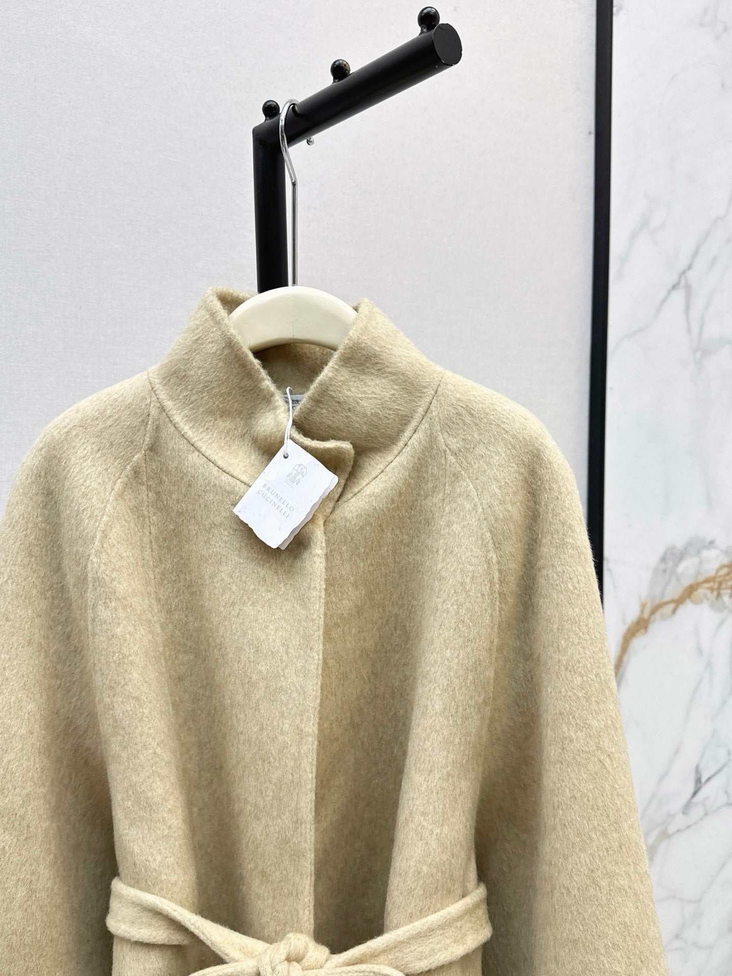 Brune NEW woolen coat