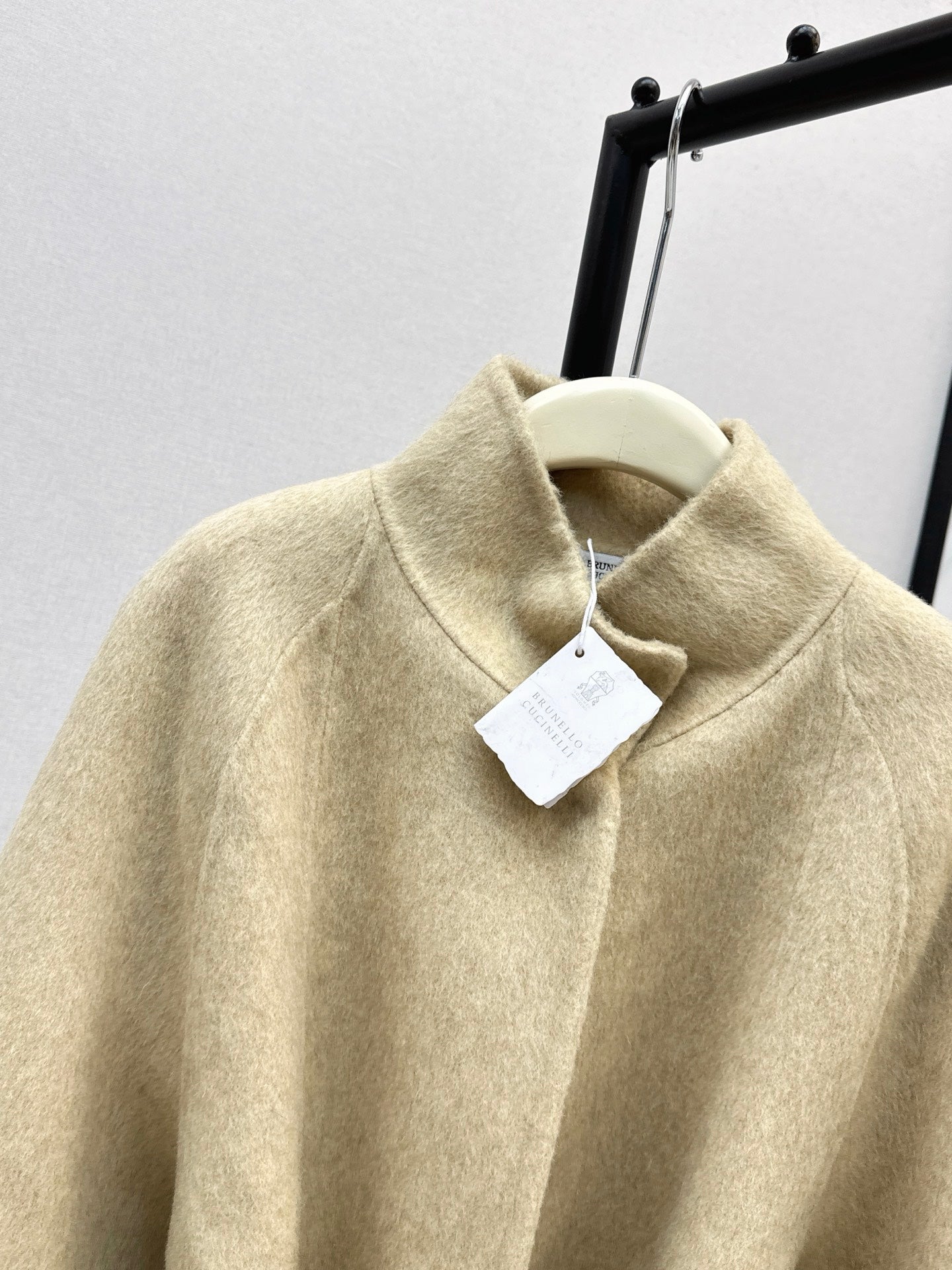 Brune NEW woolen coat