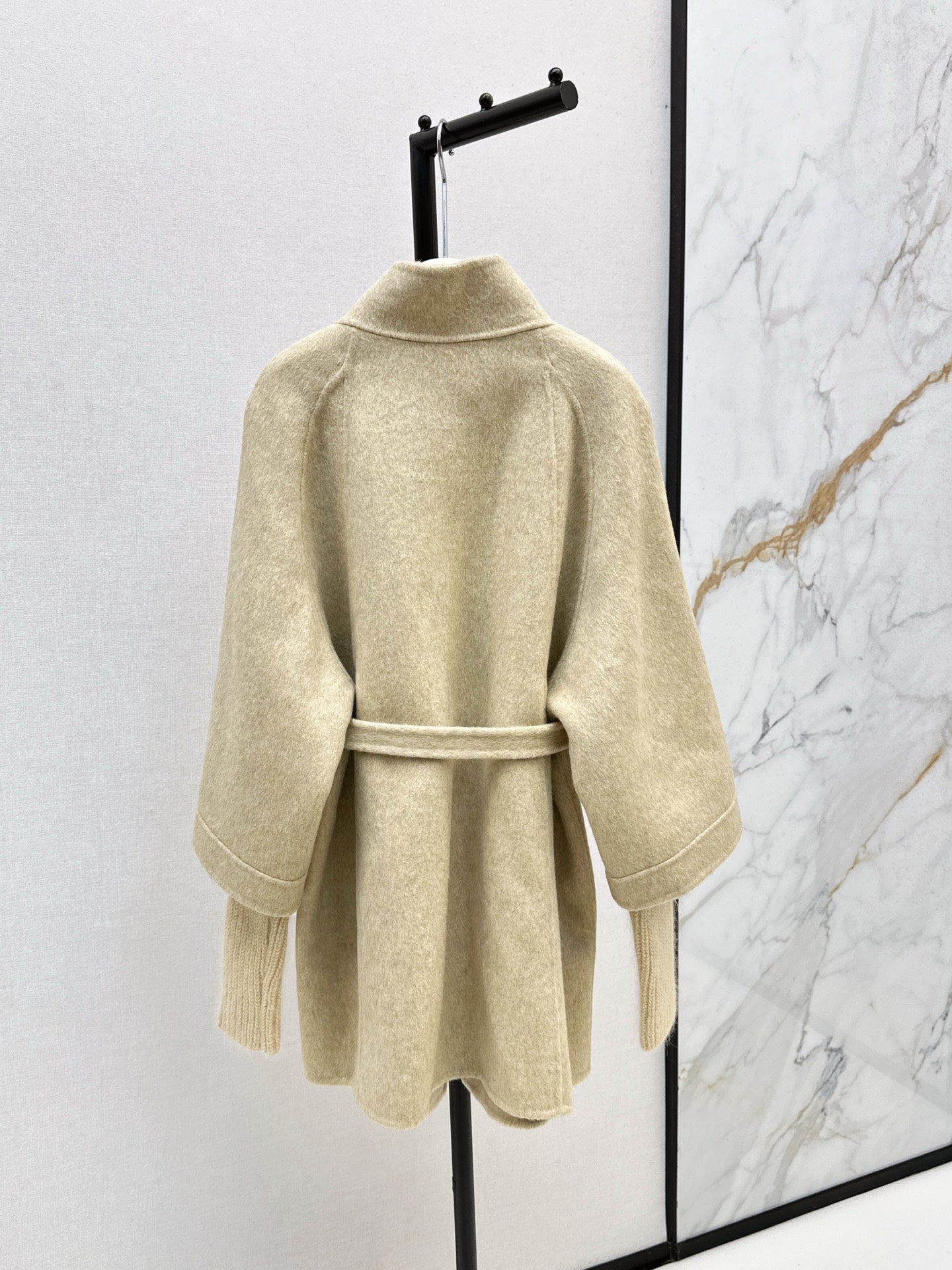 Brune NEW woolen coat