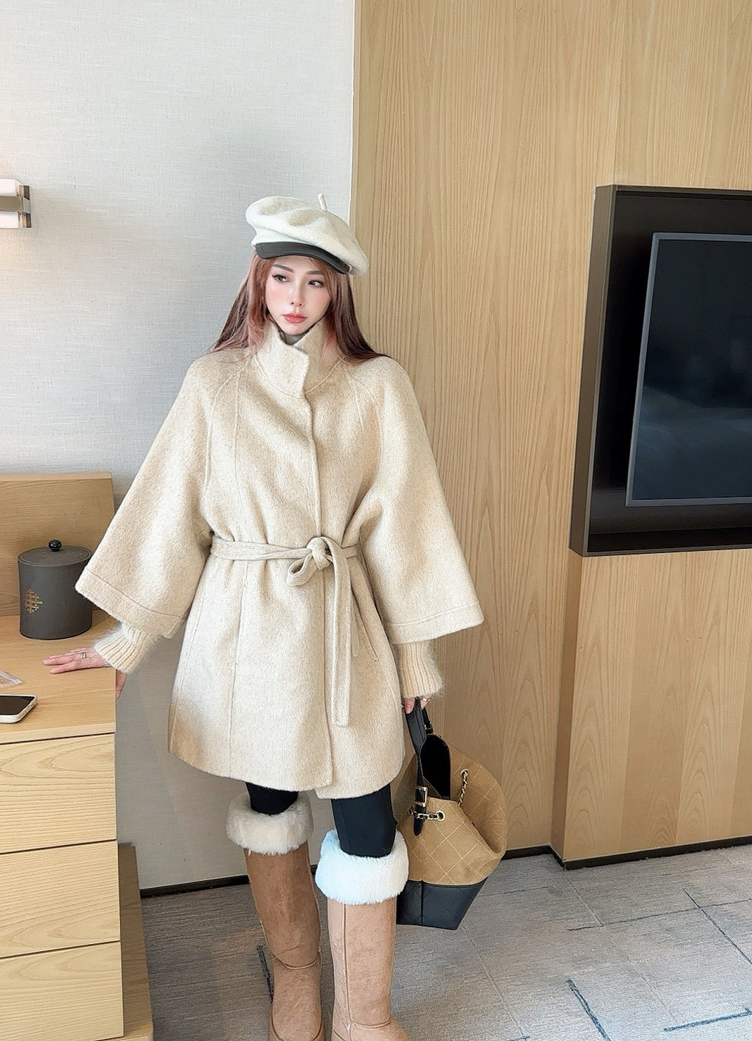 Brune NEW woolen coat