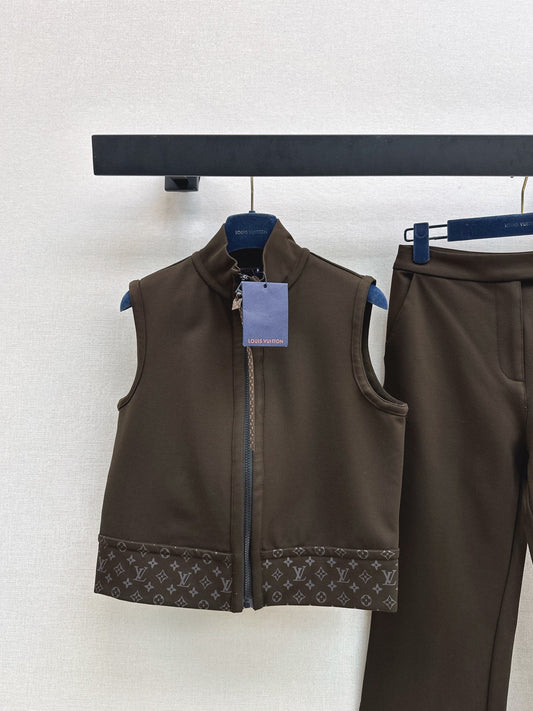 Louis NEW Vest and cropped trousers set