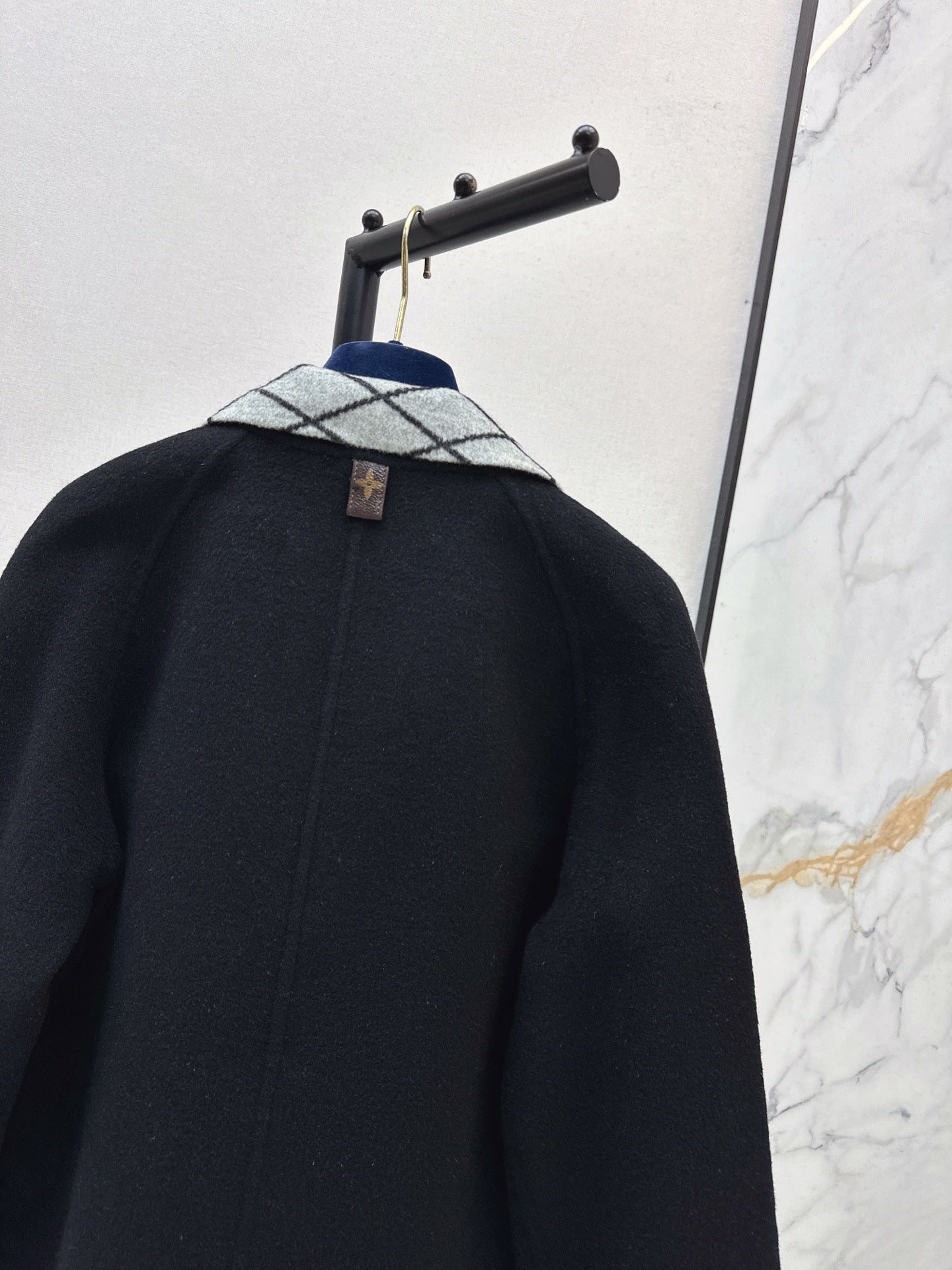 Louis NEW vwool coat