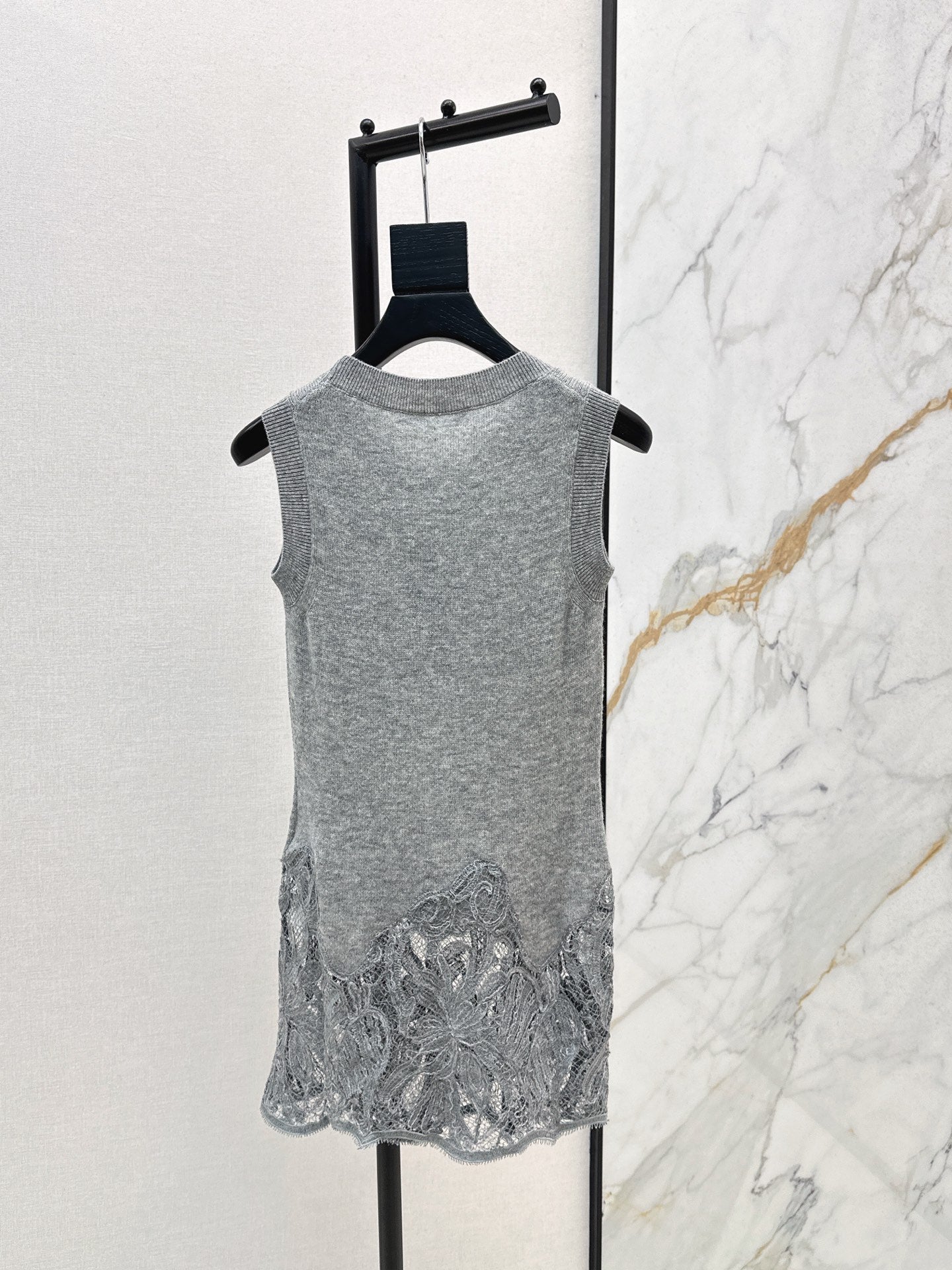 ES NEW cashmere vest