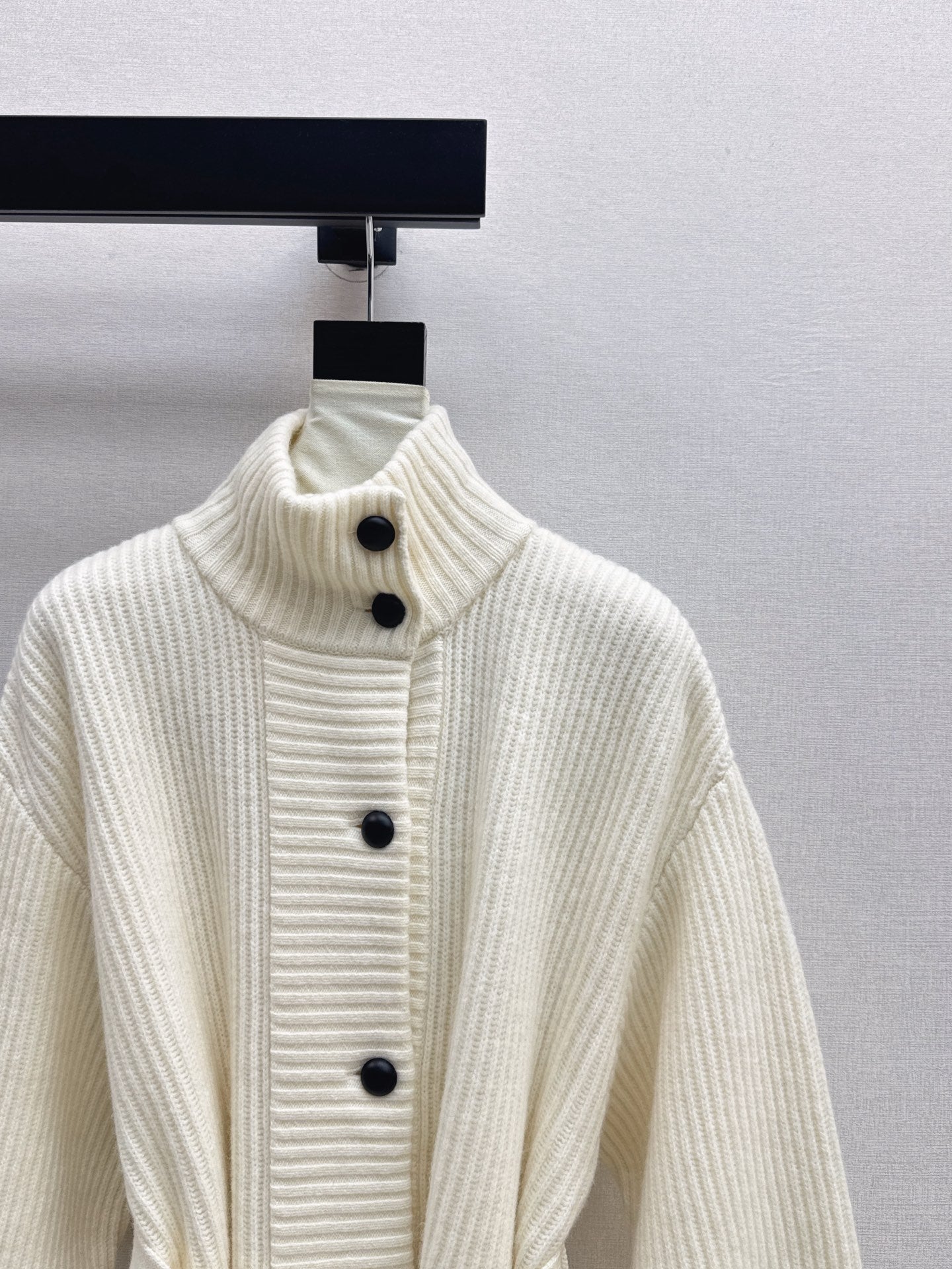 Brune NEW knitted coat