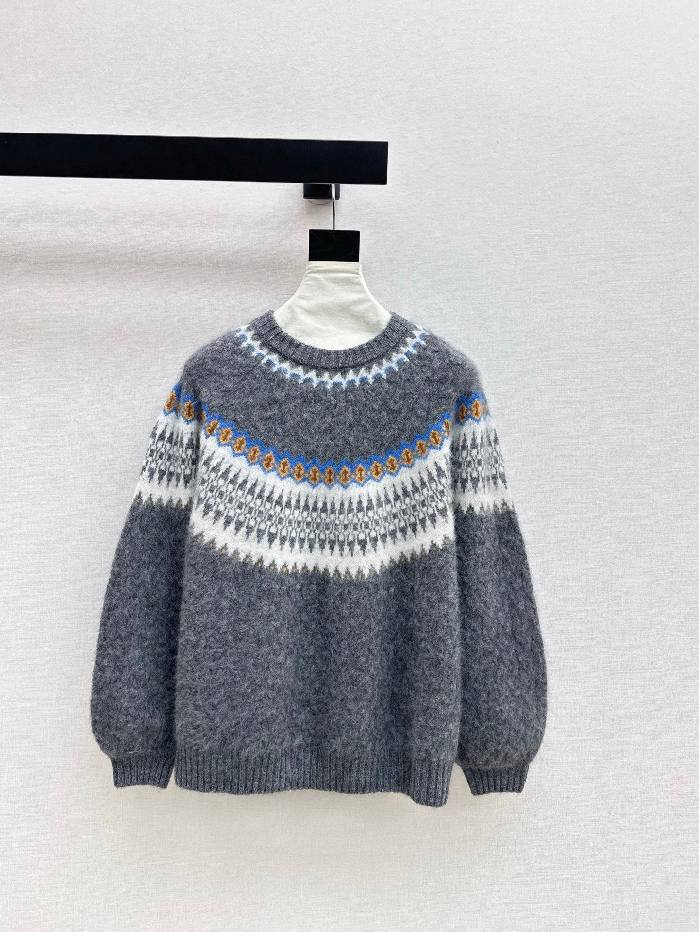 Loro NEW knitted sweater