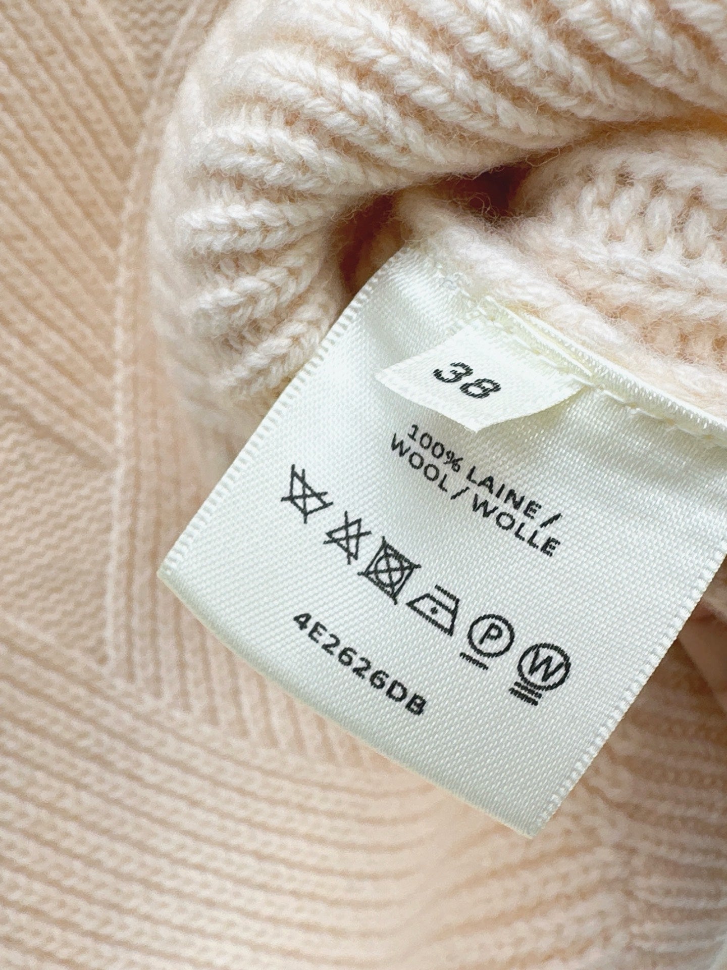 Herm NEW wool sweater