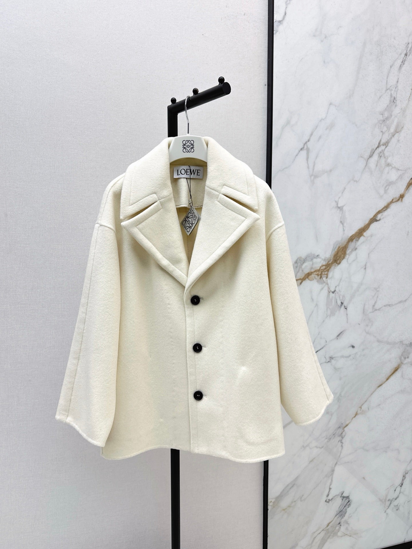 Loe NEW wool blazer