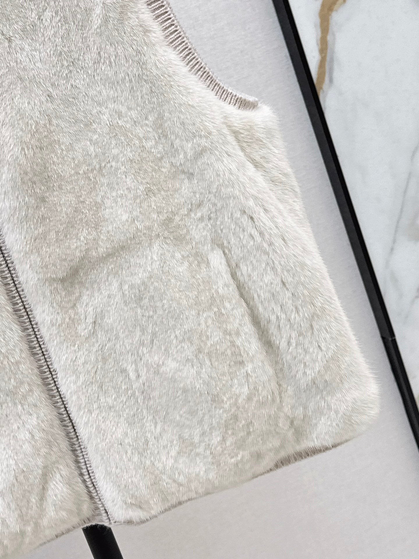 Loro NEW Reversible vest