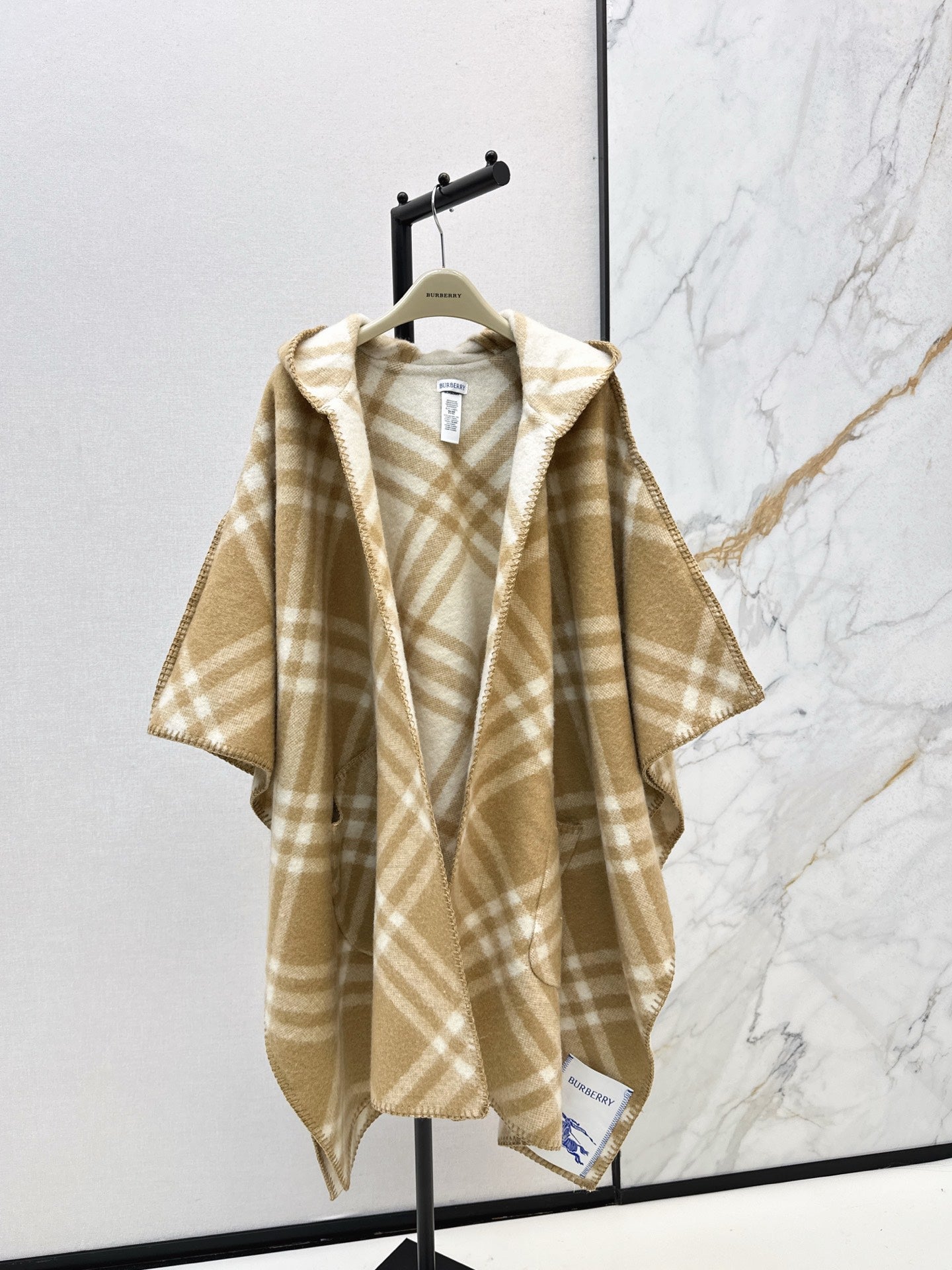 Bur NEW Cashmere hooded cape