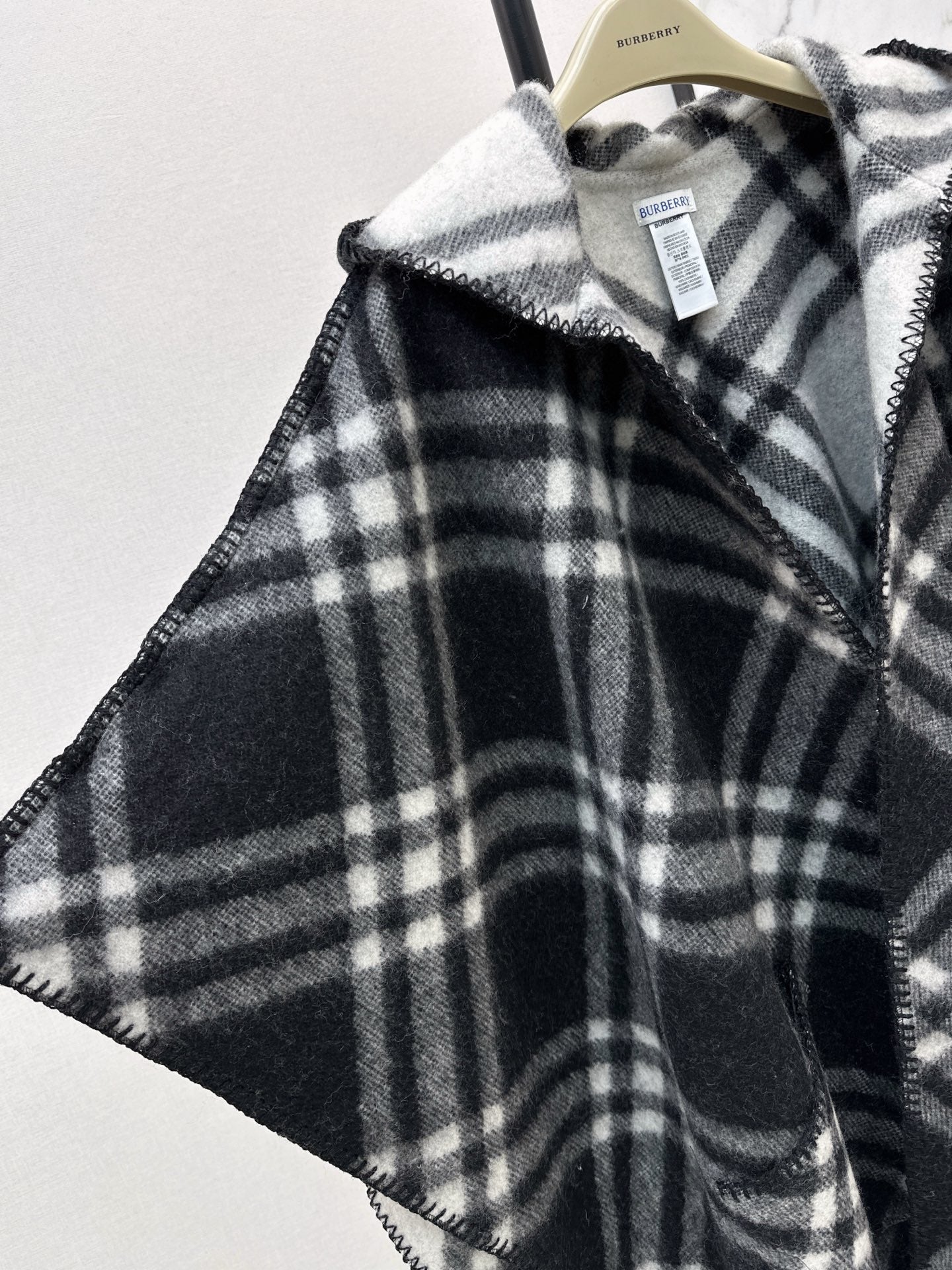 Bur NEW Cashmere hooded cape