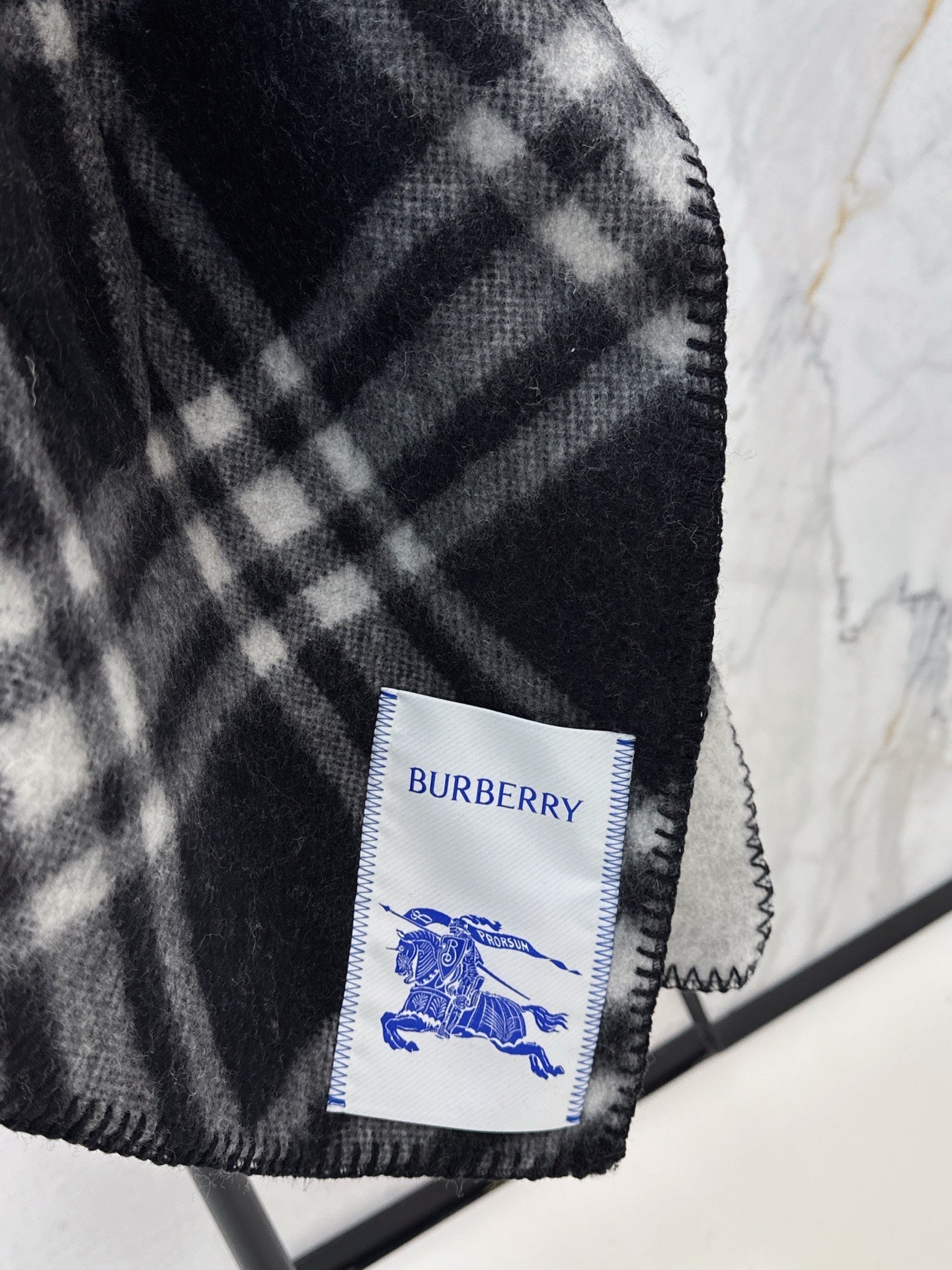 Bur NEW Cashmere hooded cape