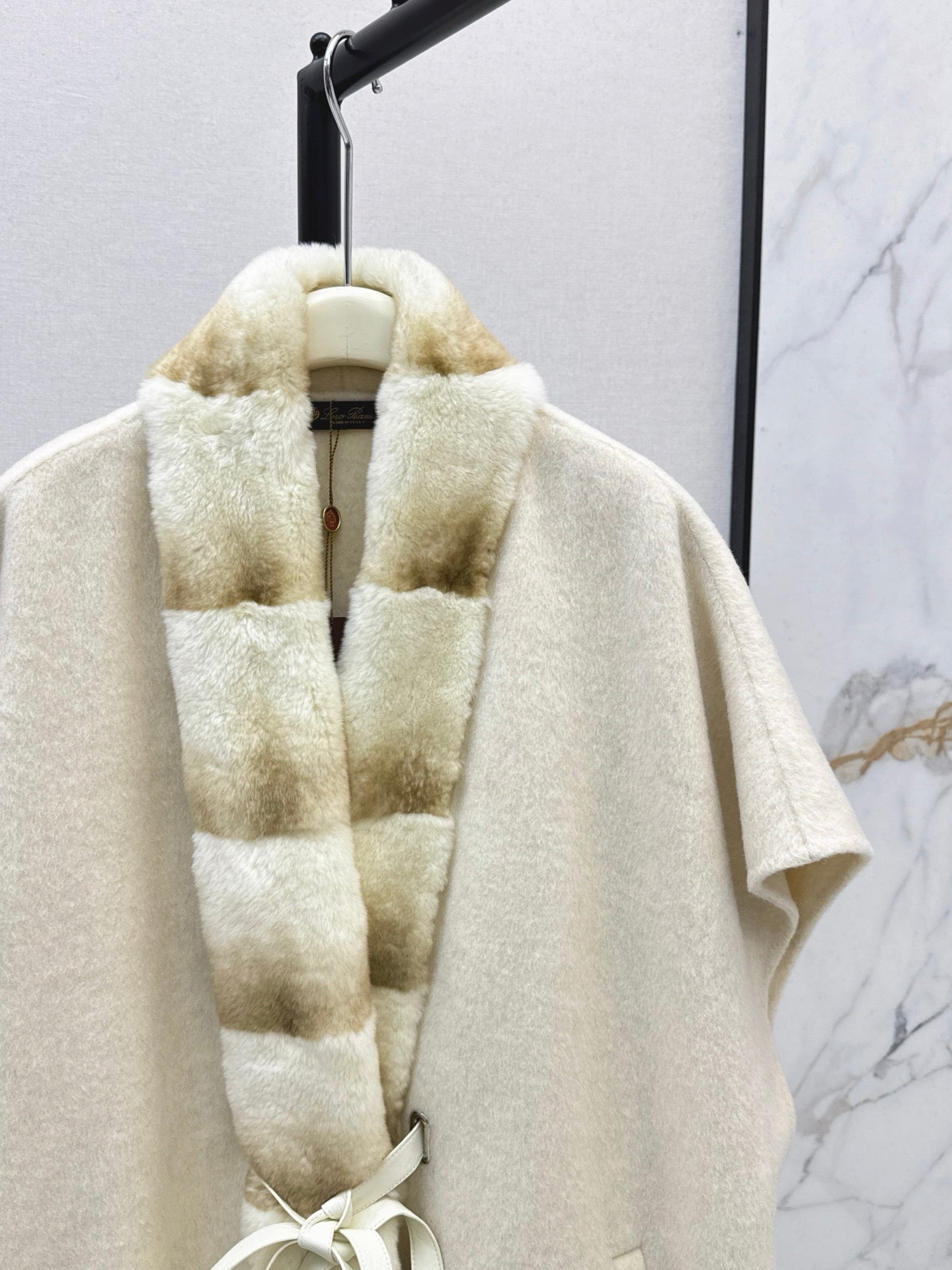 Loro NEW woolen cape coat