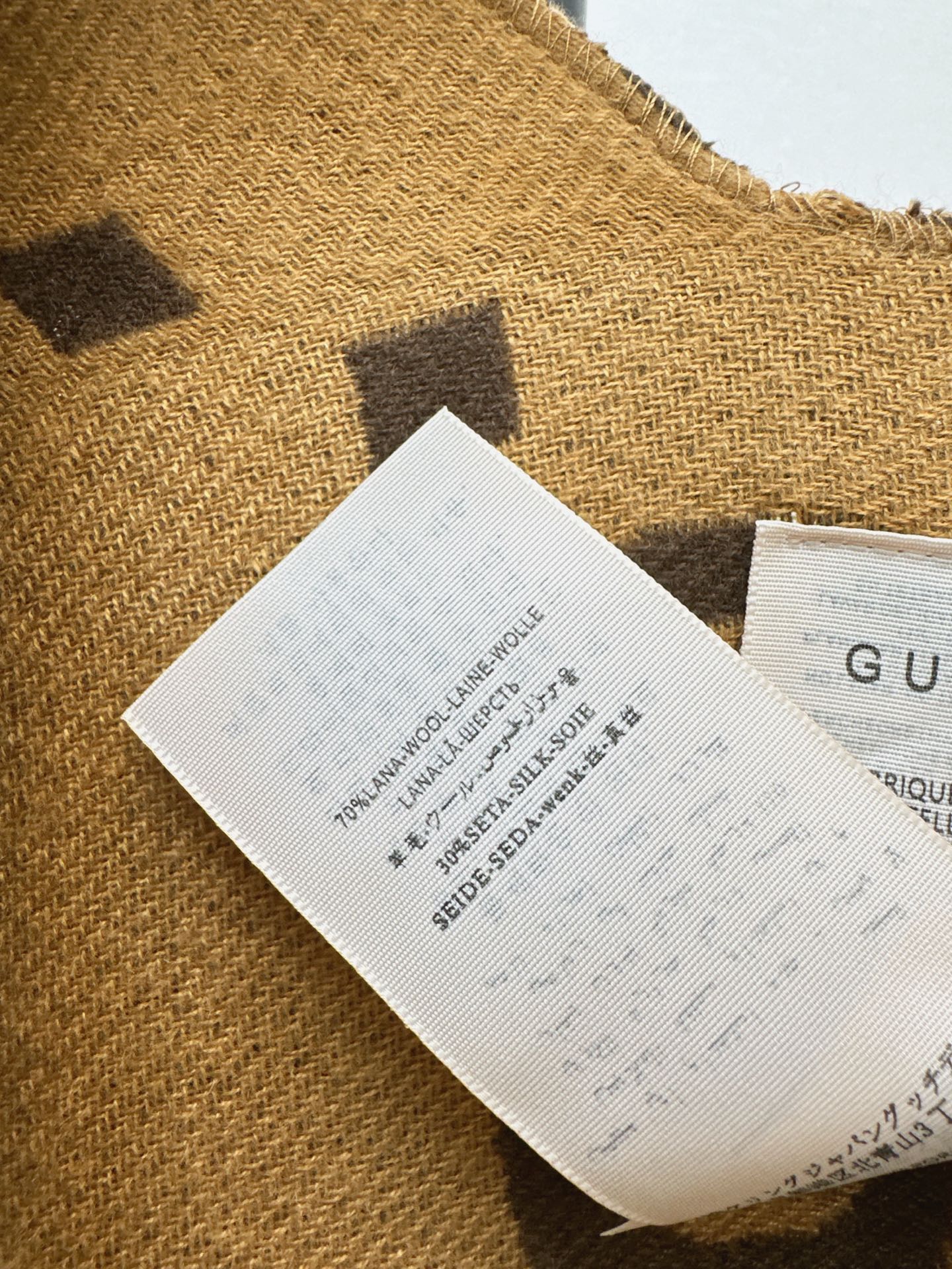 Guc NEW Wool cloak shawl