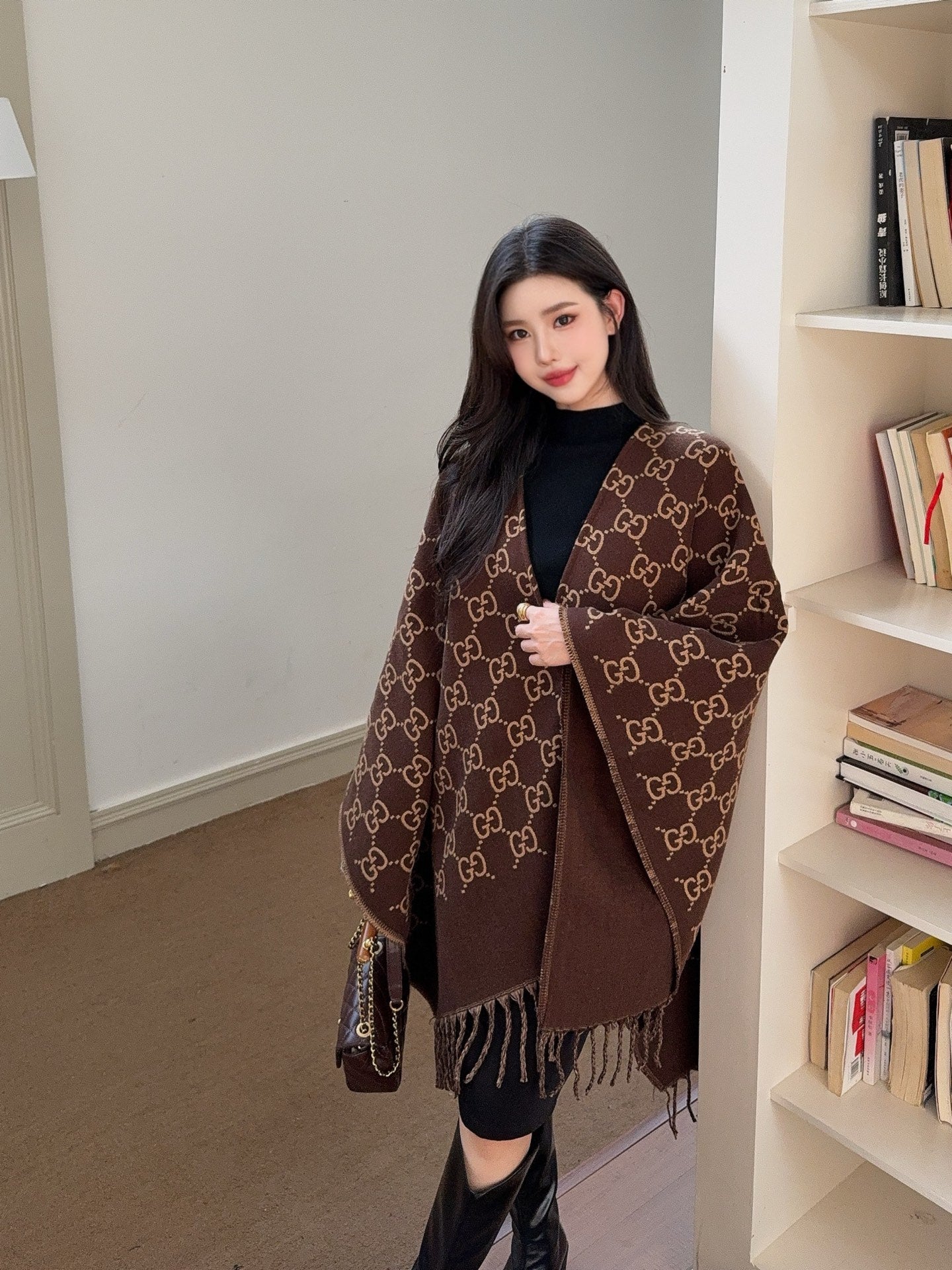 Guc NEW Wool cloak shawl