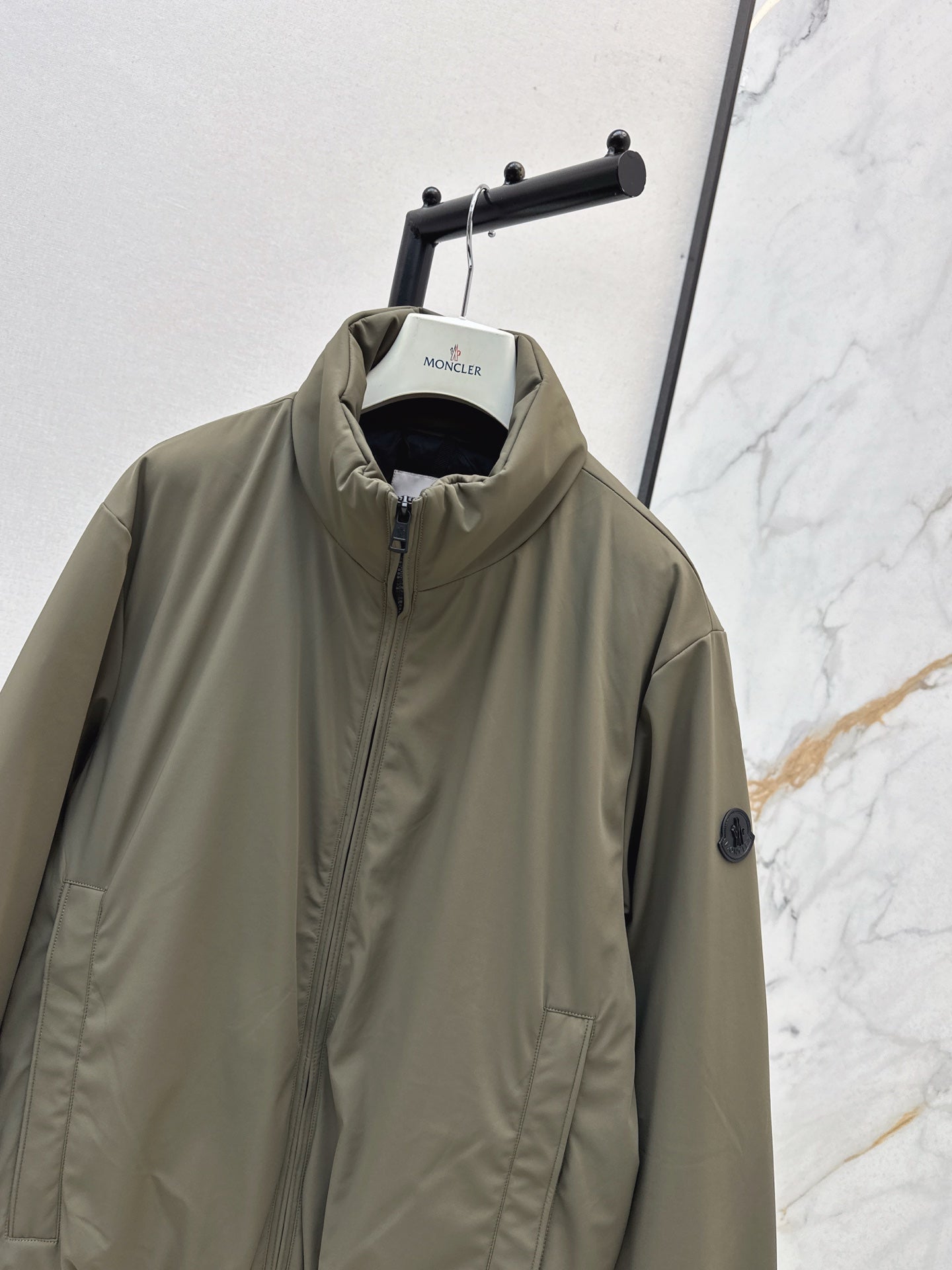 Mocn NEW down jacket