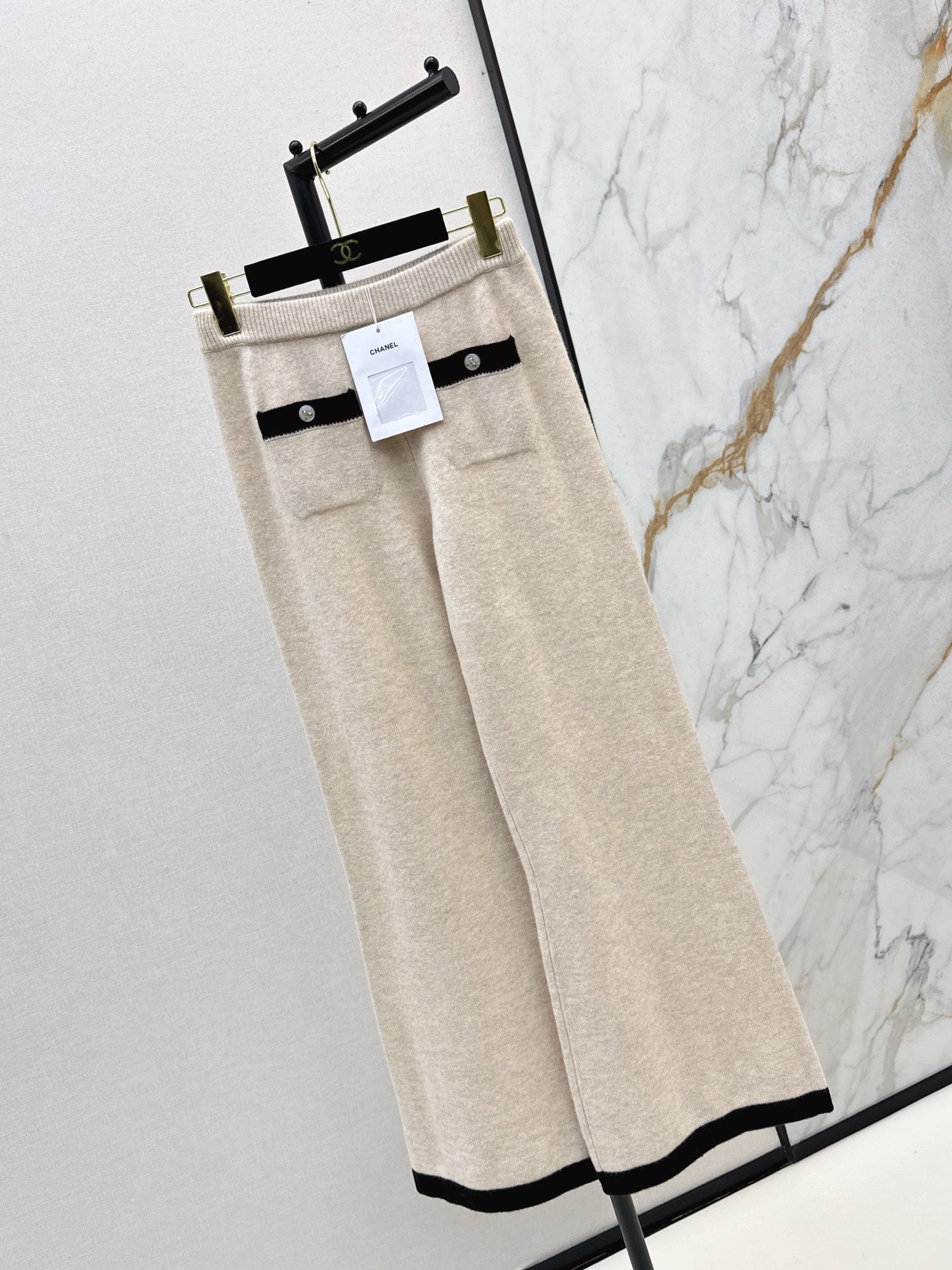 Chan NEW Color block pants