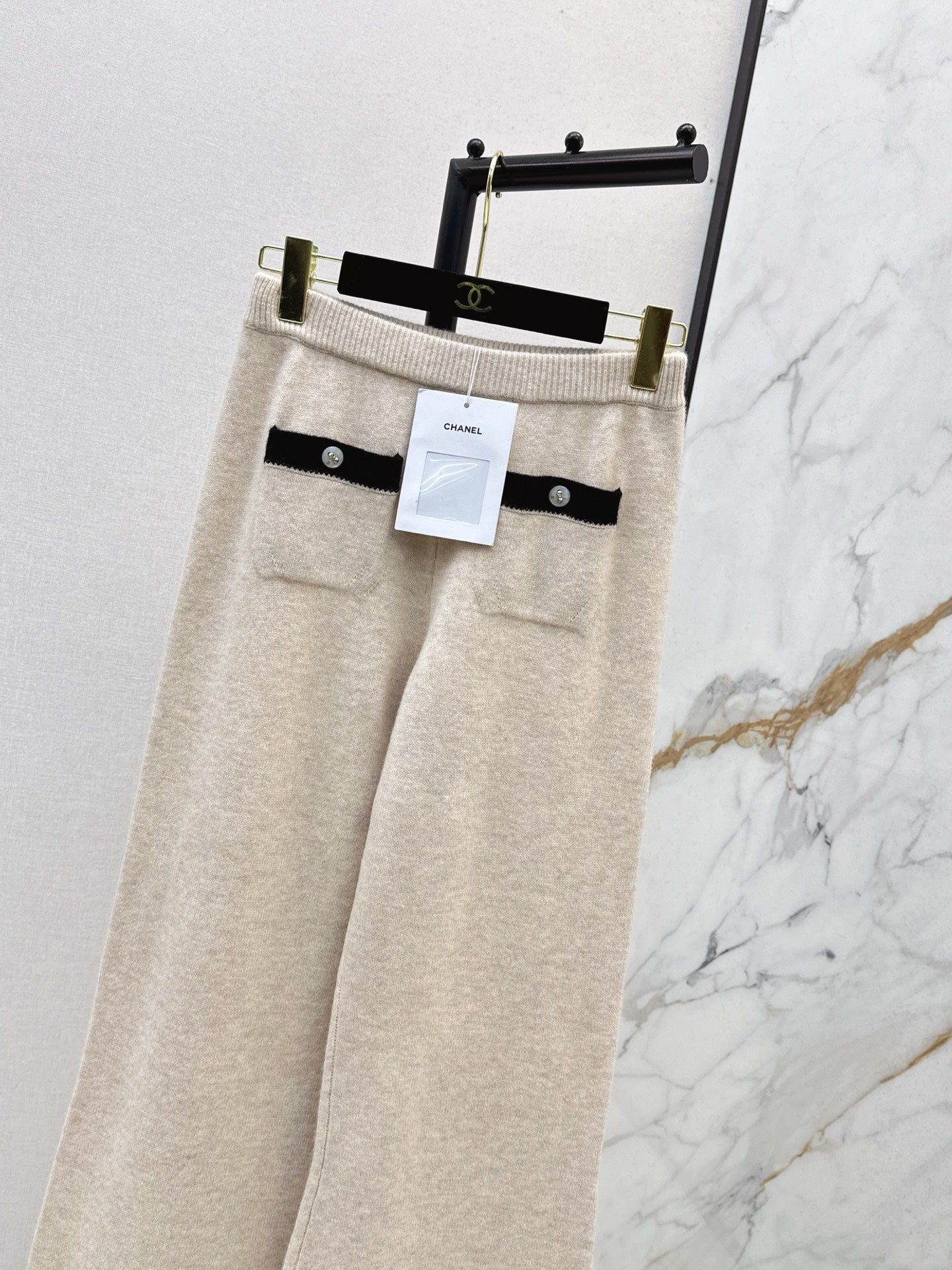 Chan NEW Color block pants