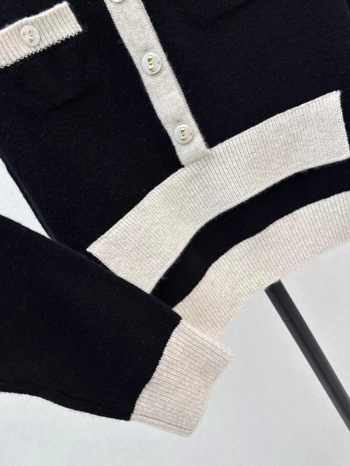 Chan NEW Colorblock cardigan