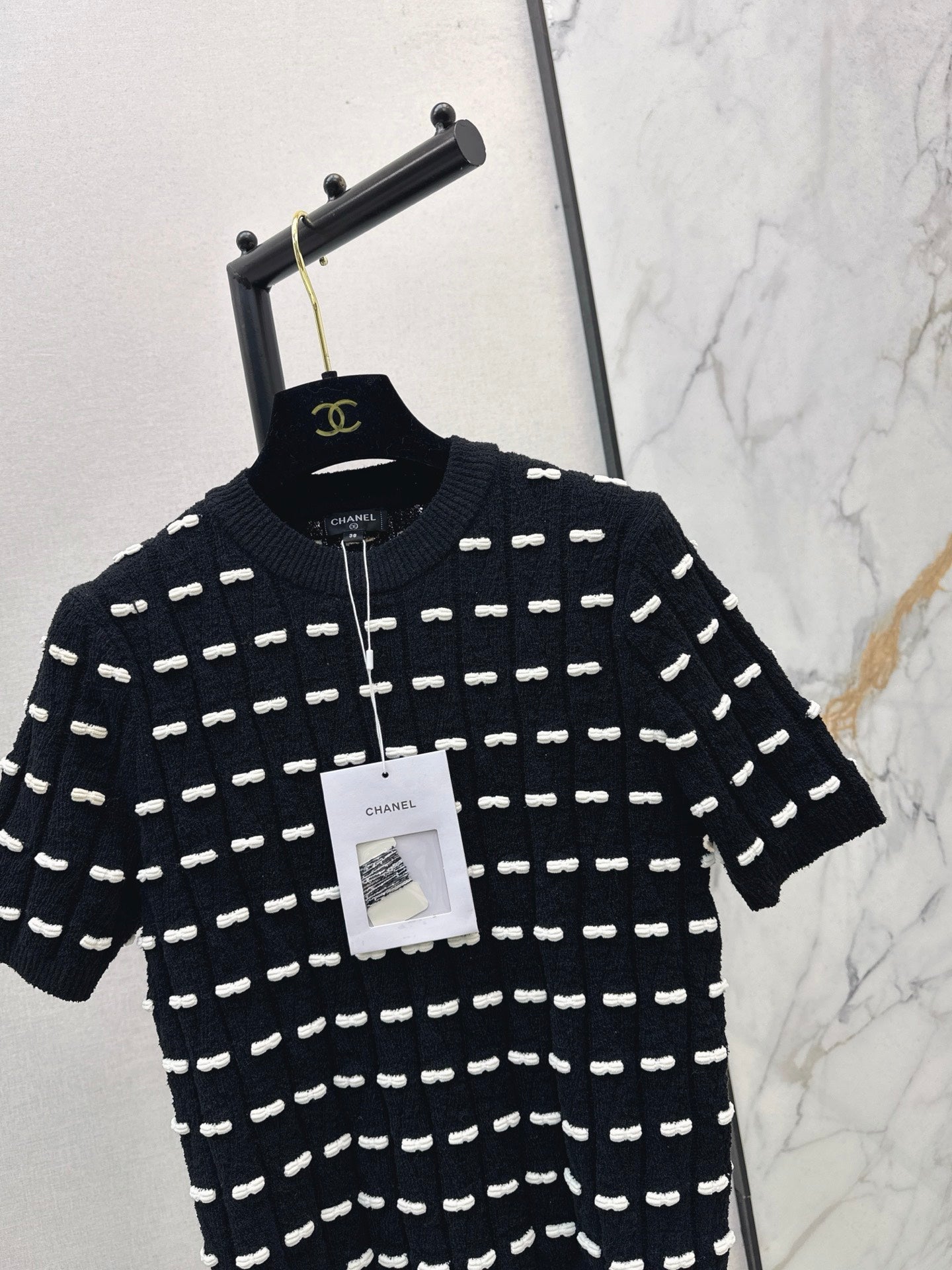 Chan NEW knitted sweater