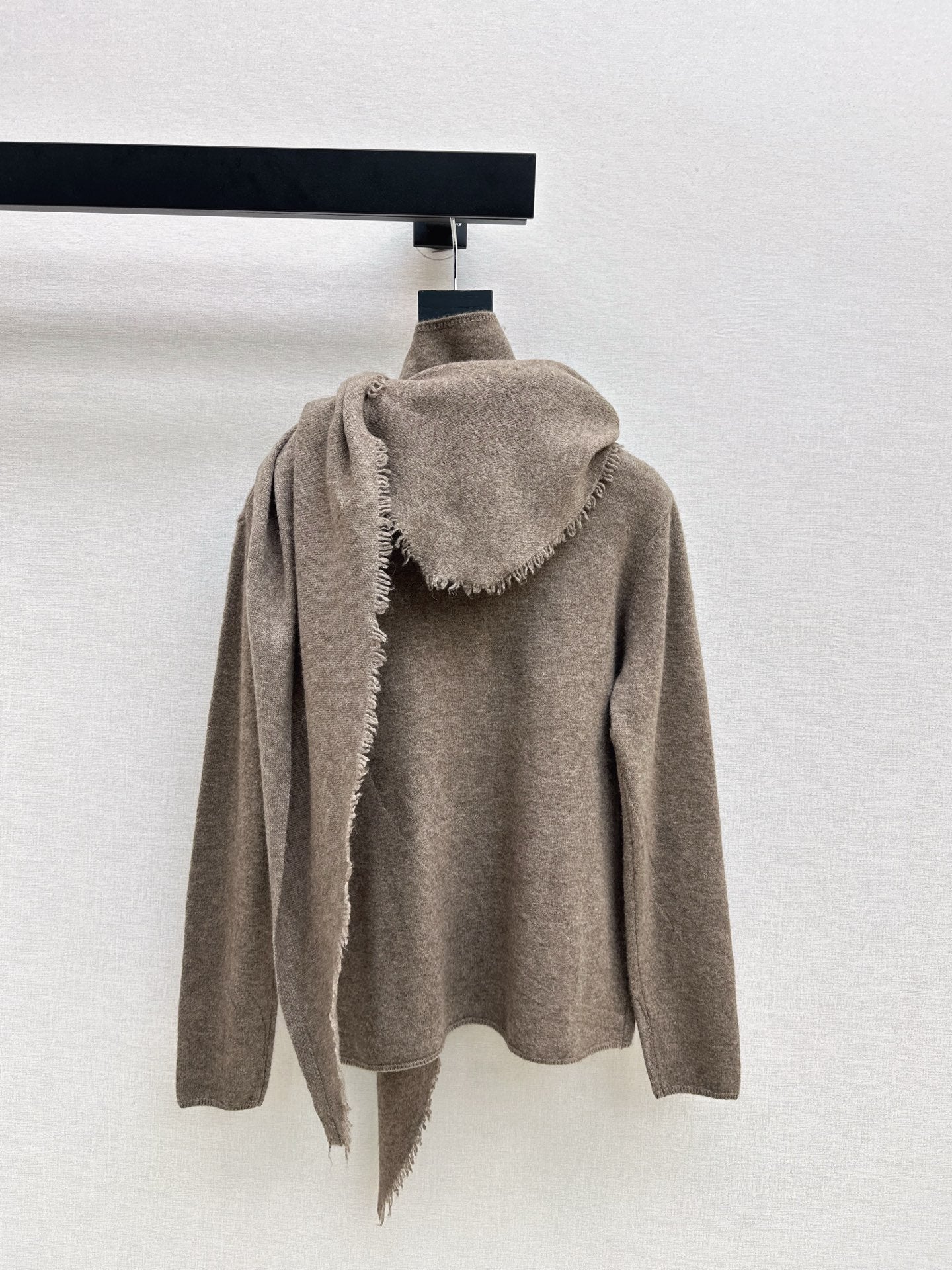 Loro NEW Cashmere sweater and shawl set