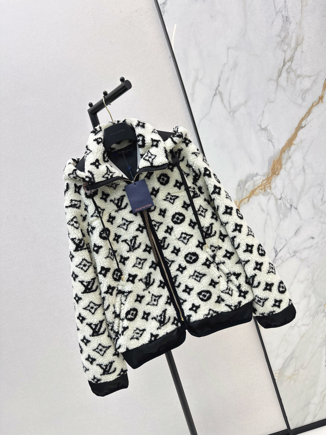 Louis NEW Plush hooded jacket