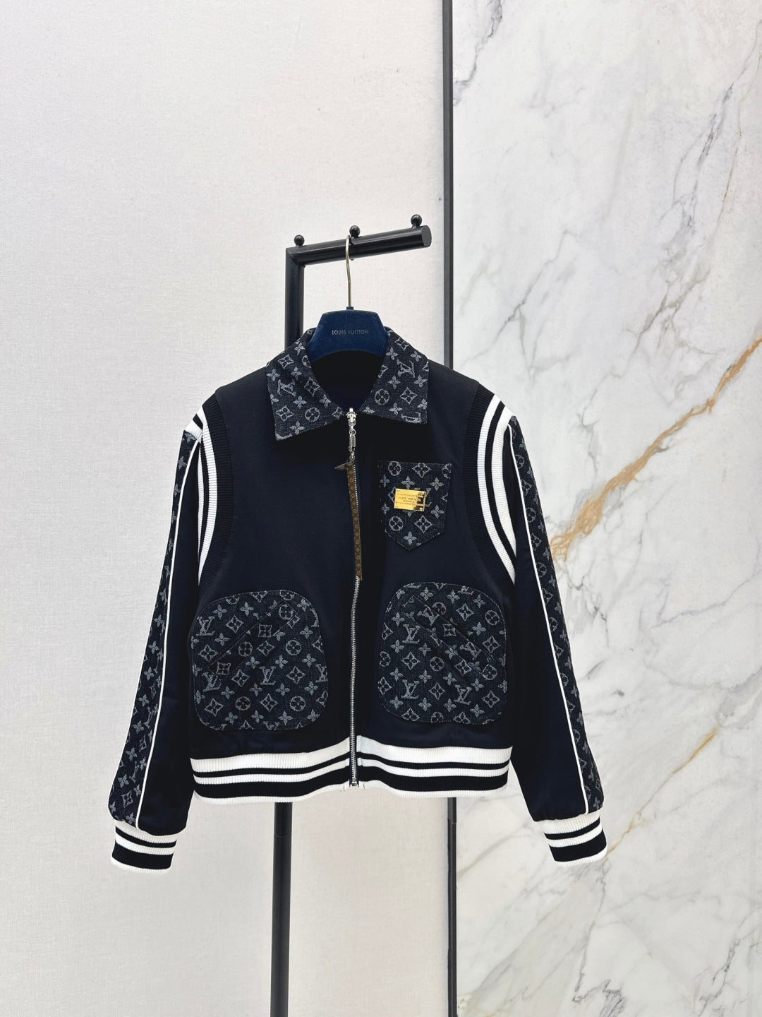 Louis NEW Reversible jacket