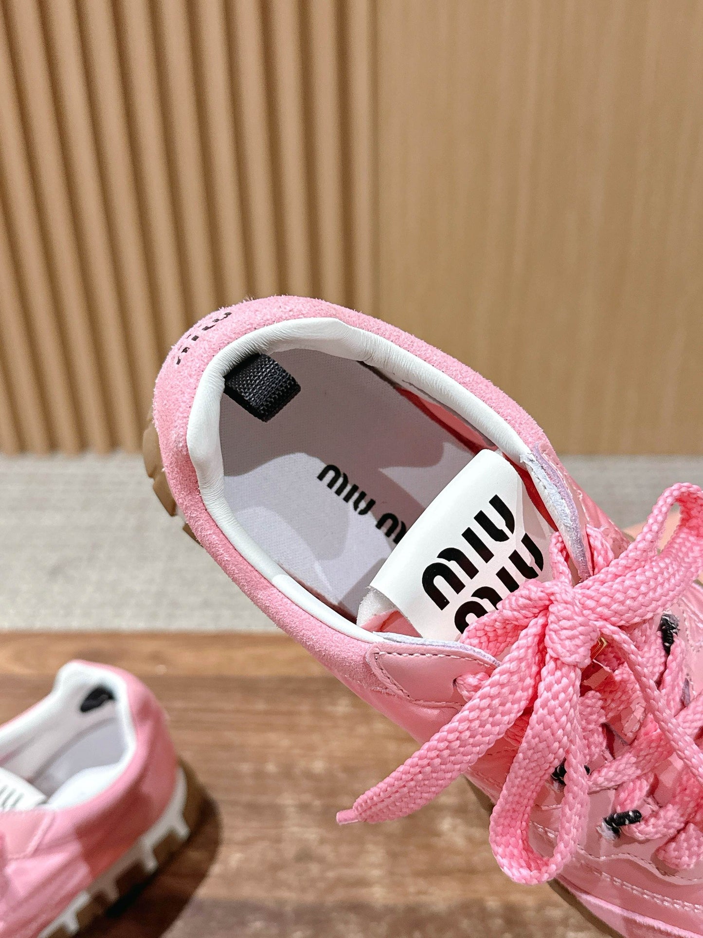 Miu 25fw sneakers