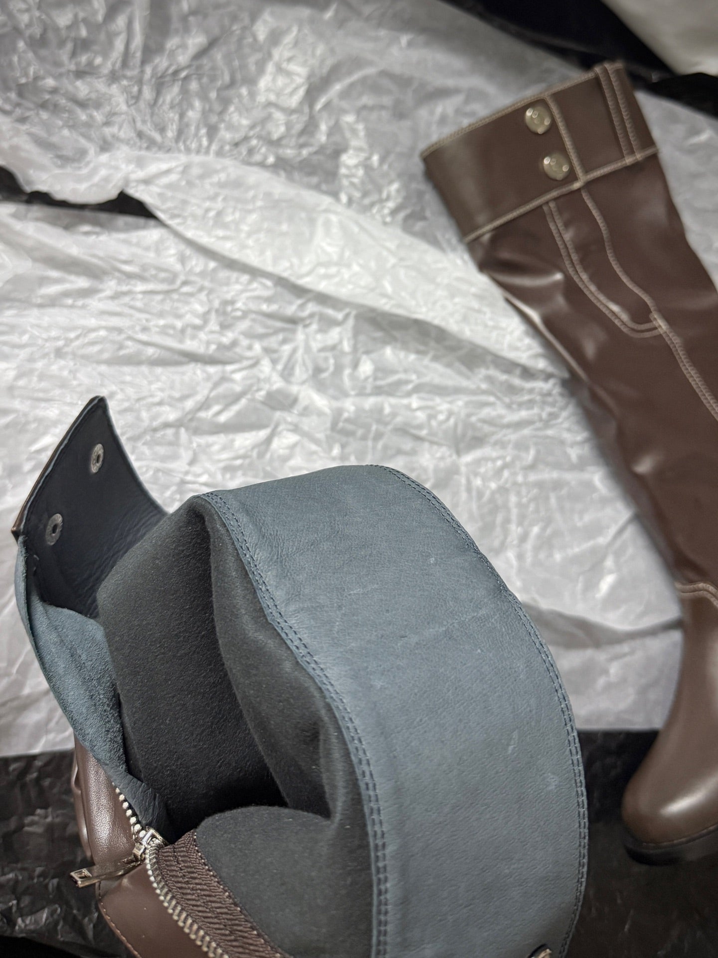 Lost 25fw slouch boots