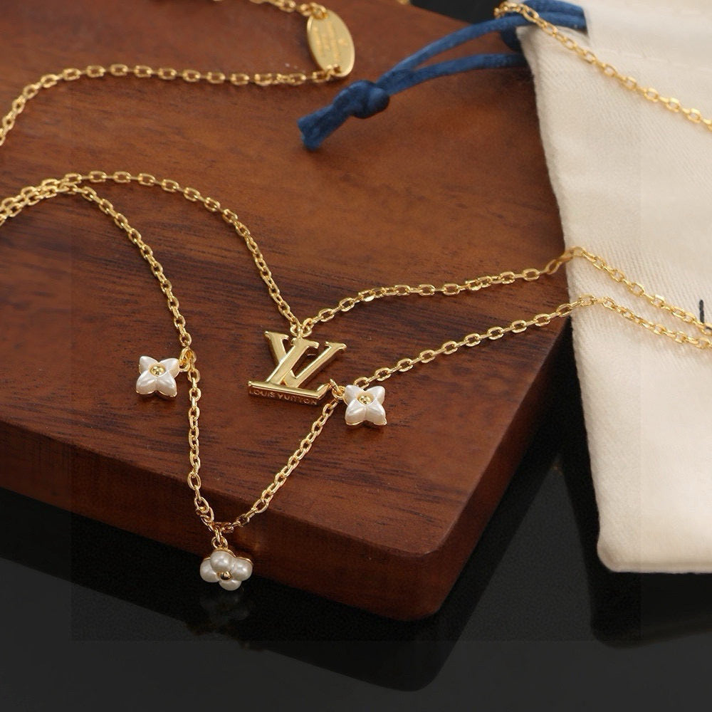 Louis New Alphabet Necklace