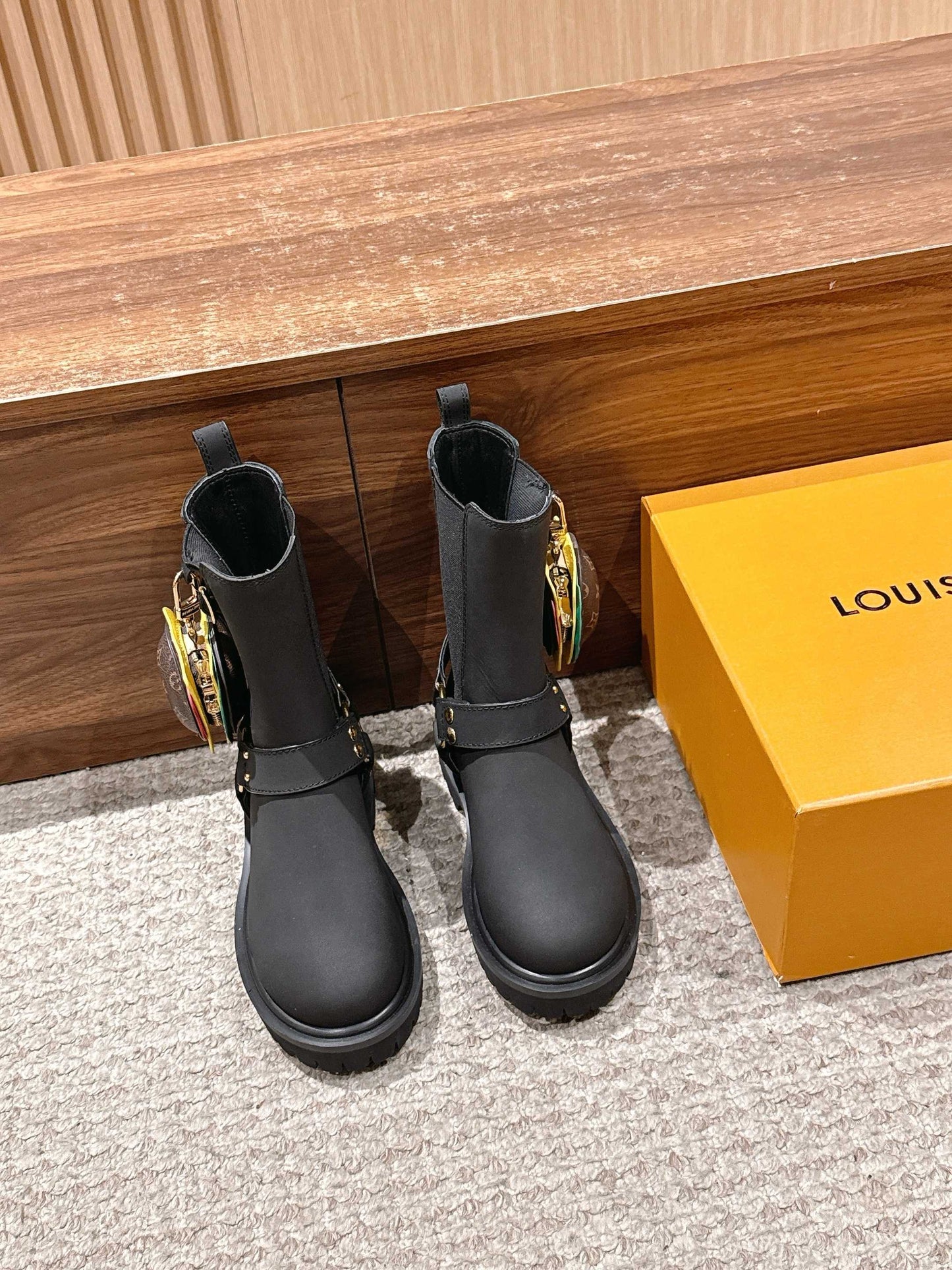 Loui 25fw biker boots