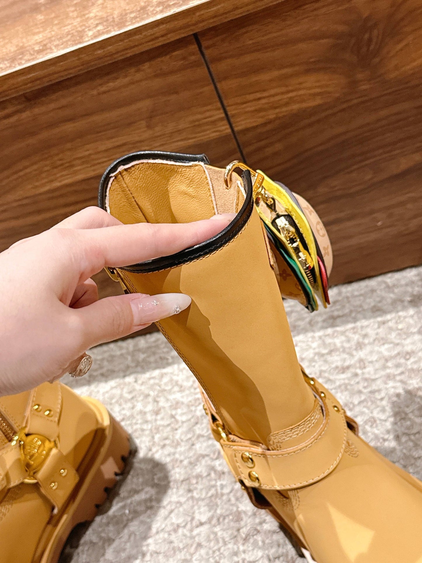 Loui 25fw biker boots