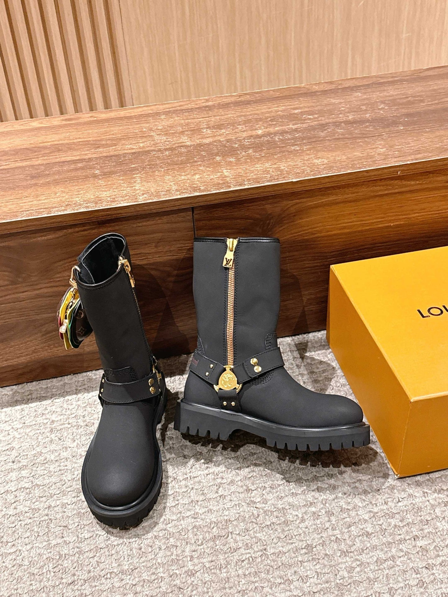 Loui 25fw biker boots