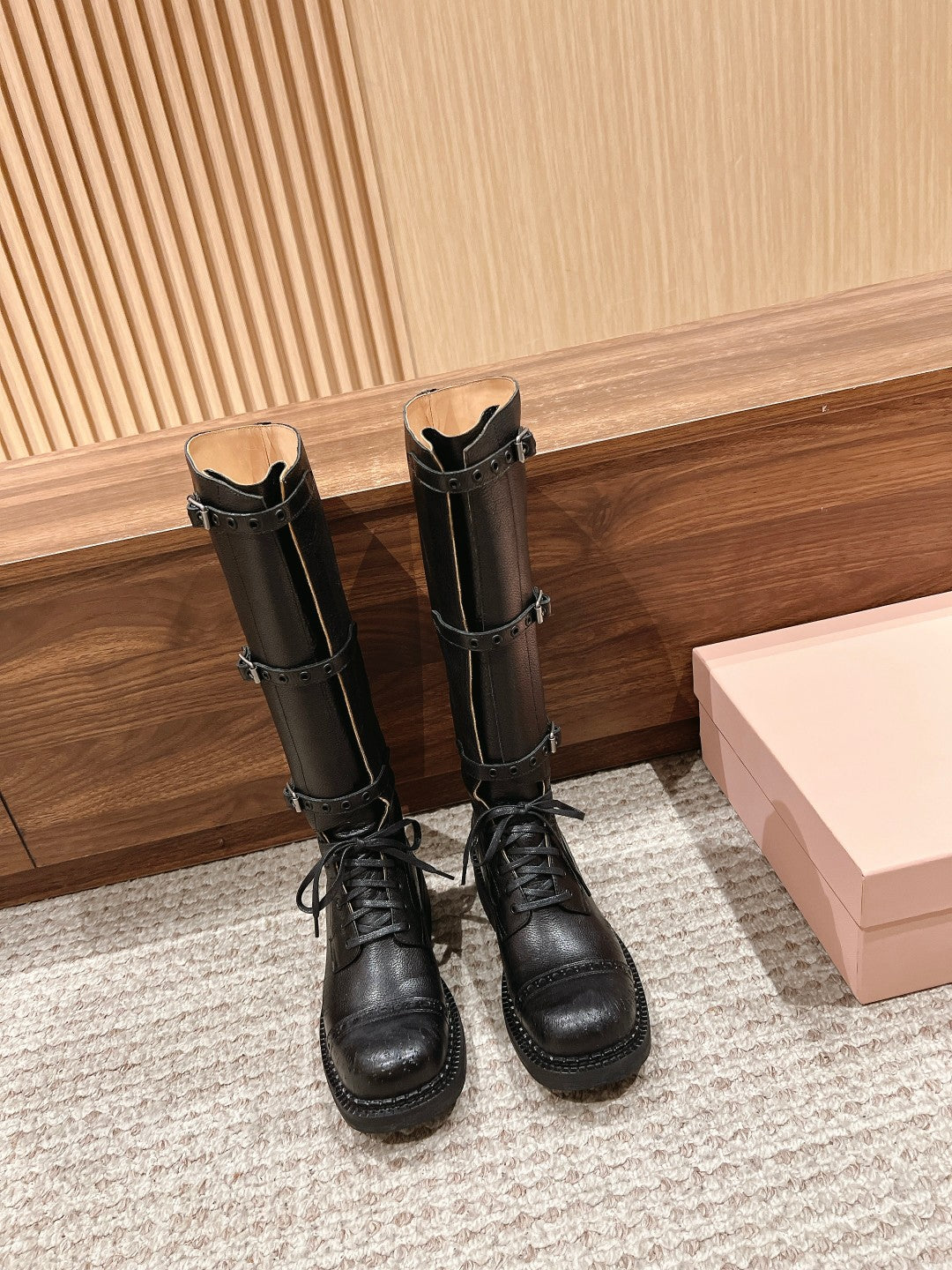 Loui 25fw boots