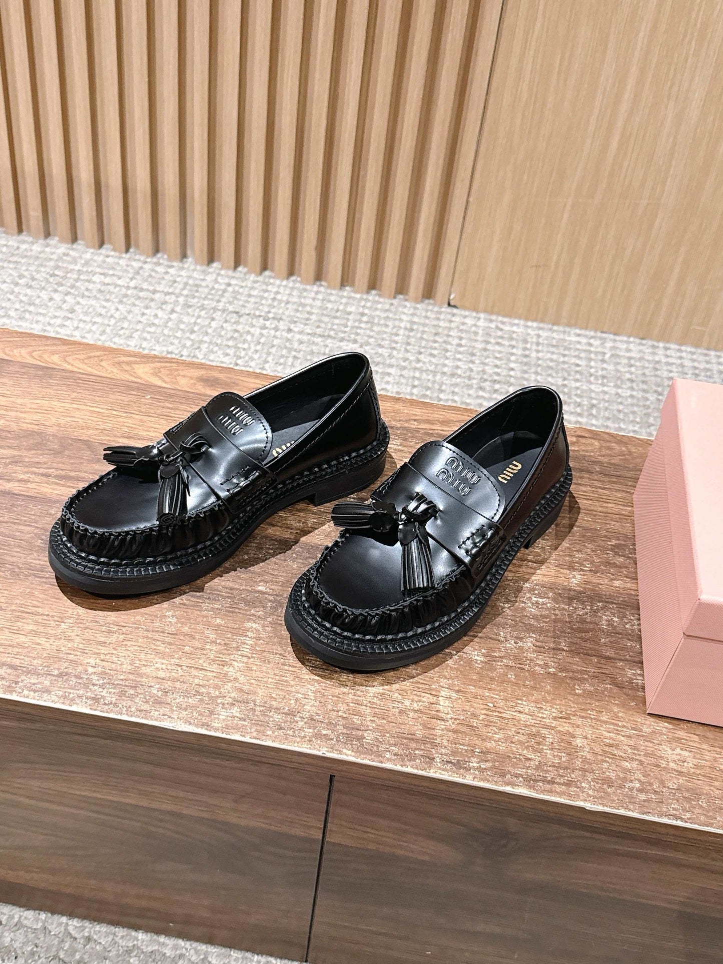 Miu 25fw loafer shoes