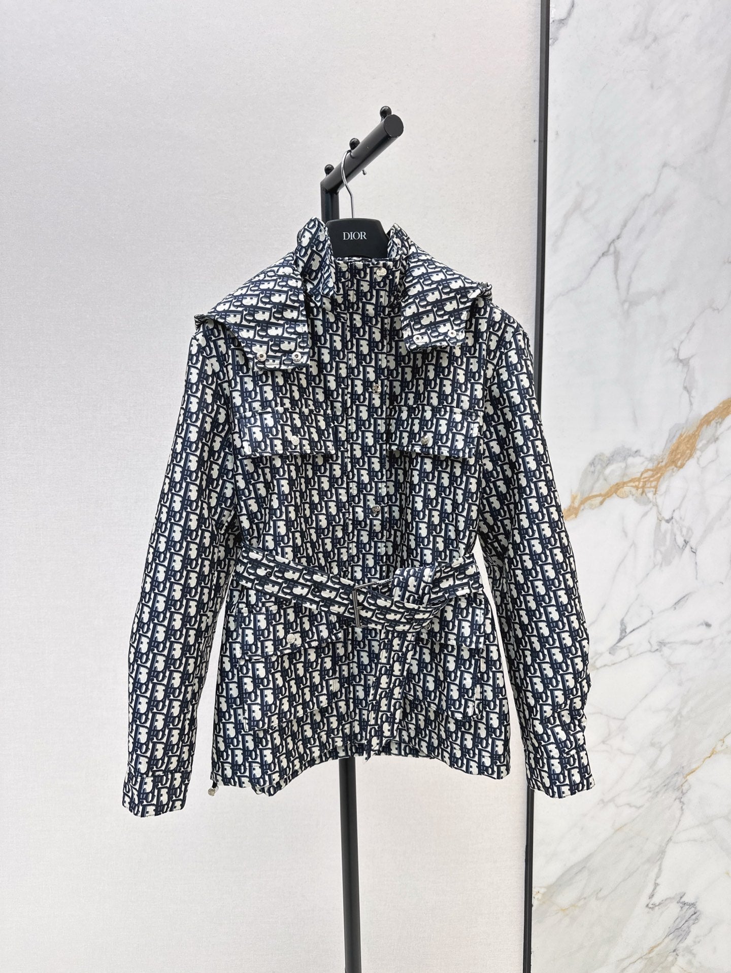 CD NEW Hooded jacket