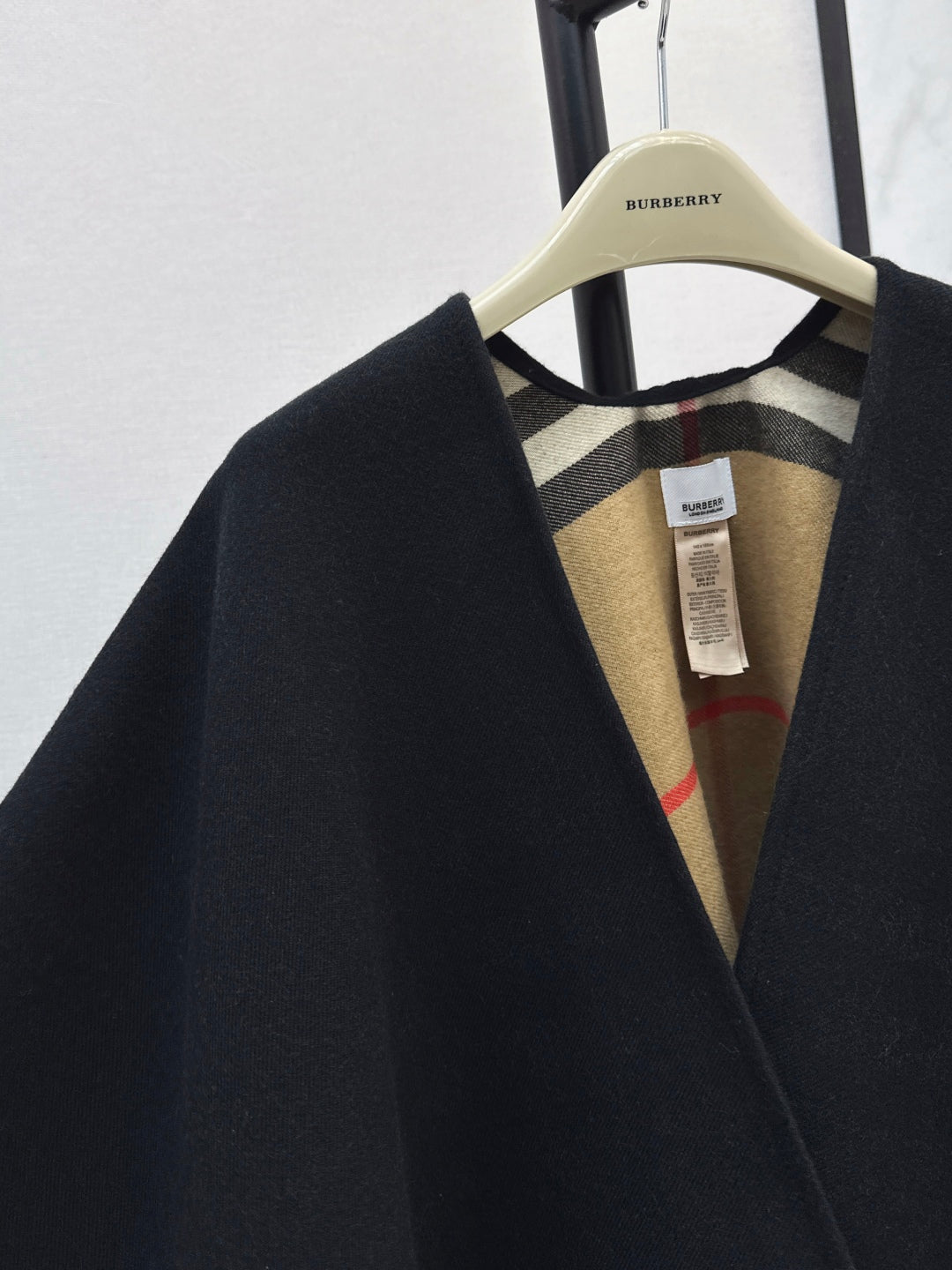 Bur NEW Reversible wool cape