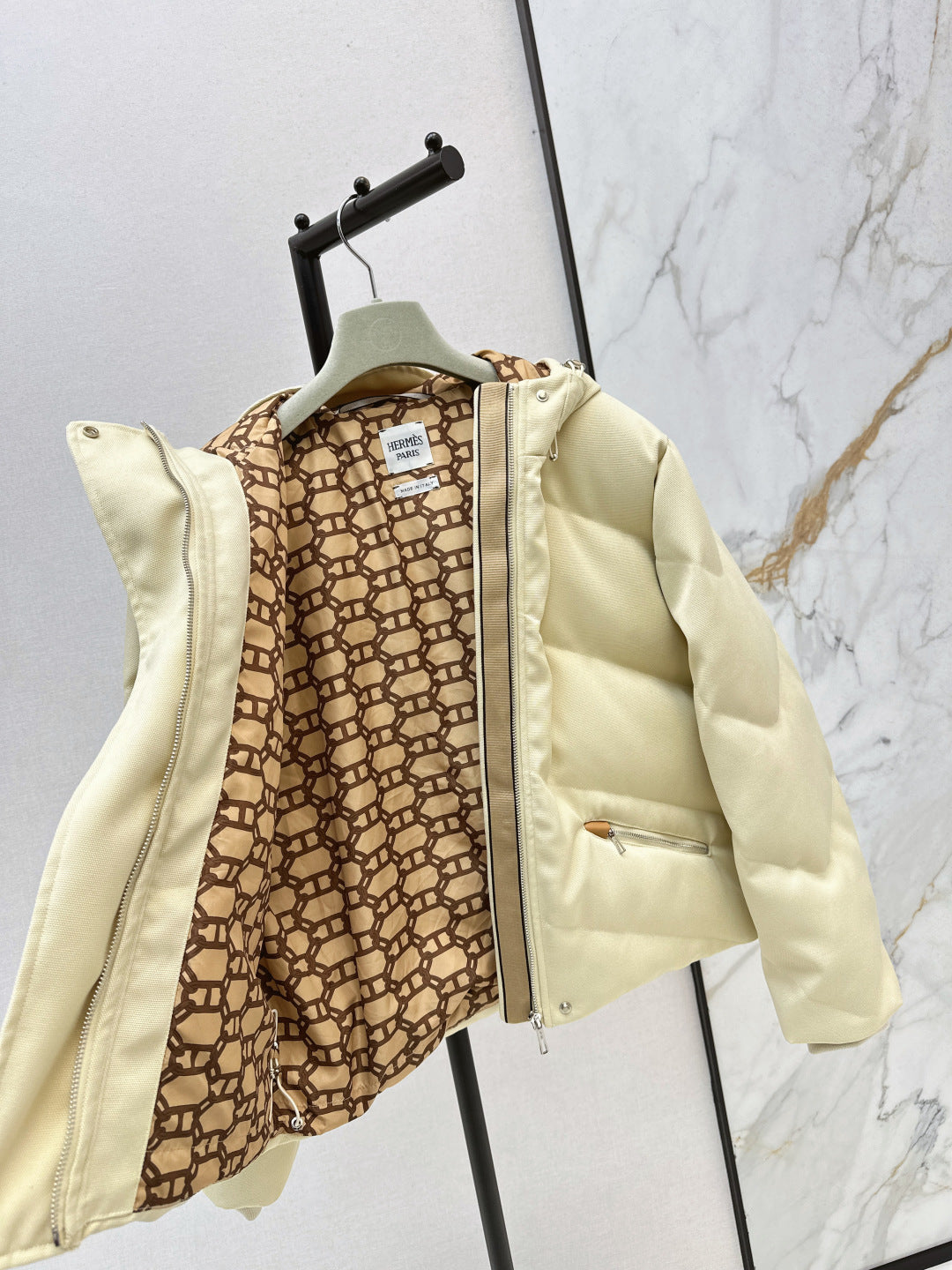 Herm NEW Down jacket