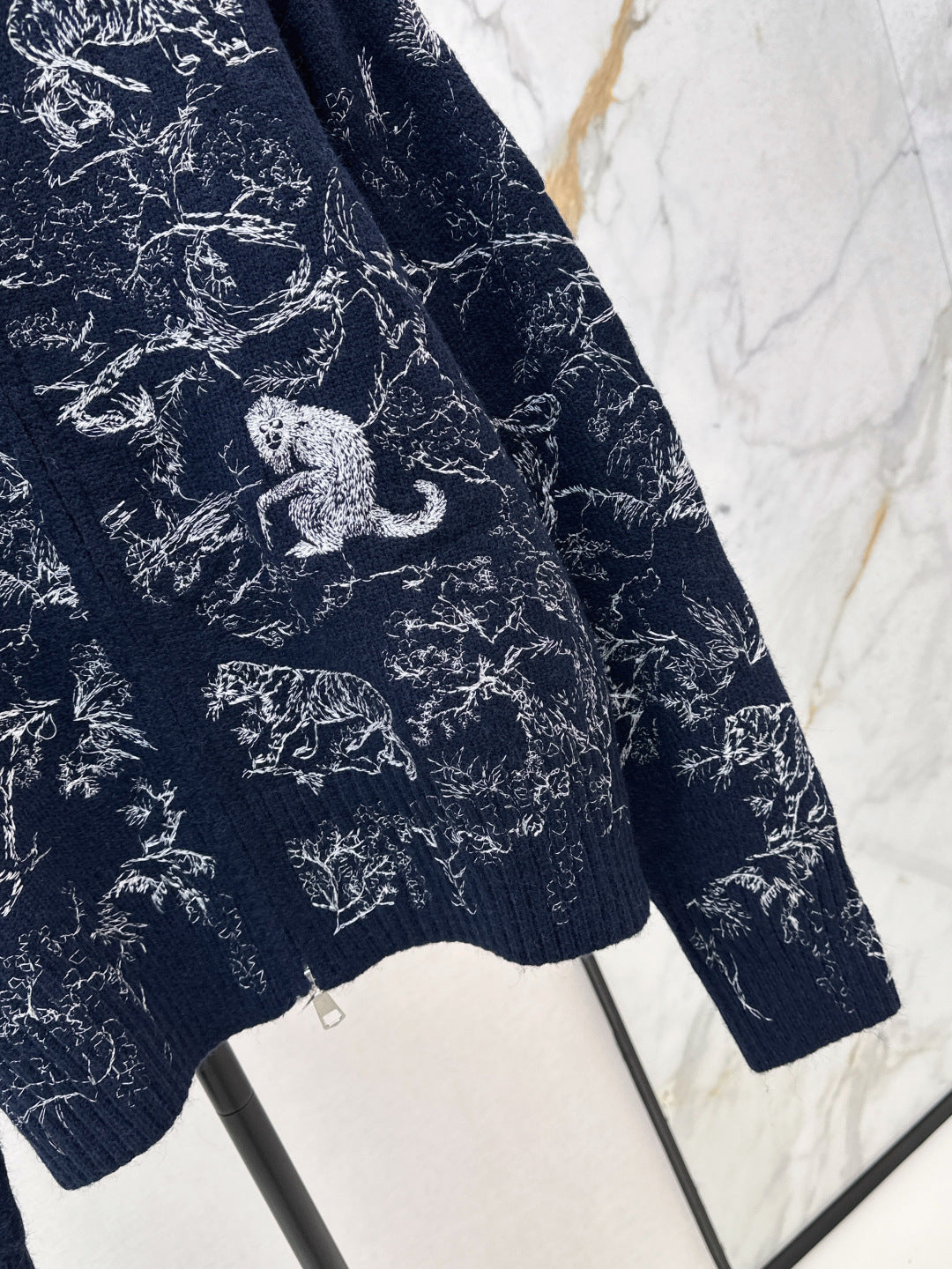 CD NEW Knitted zip-up jacket