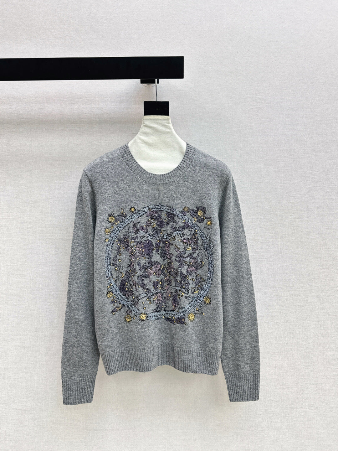 CD NEW Embroidered sweater