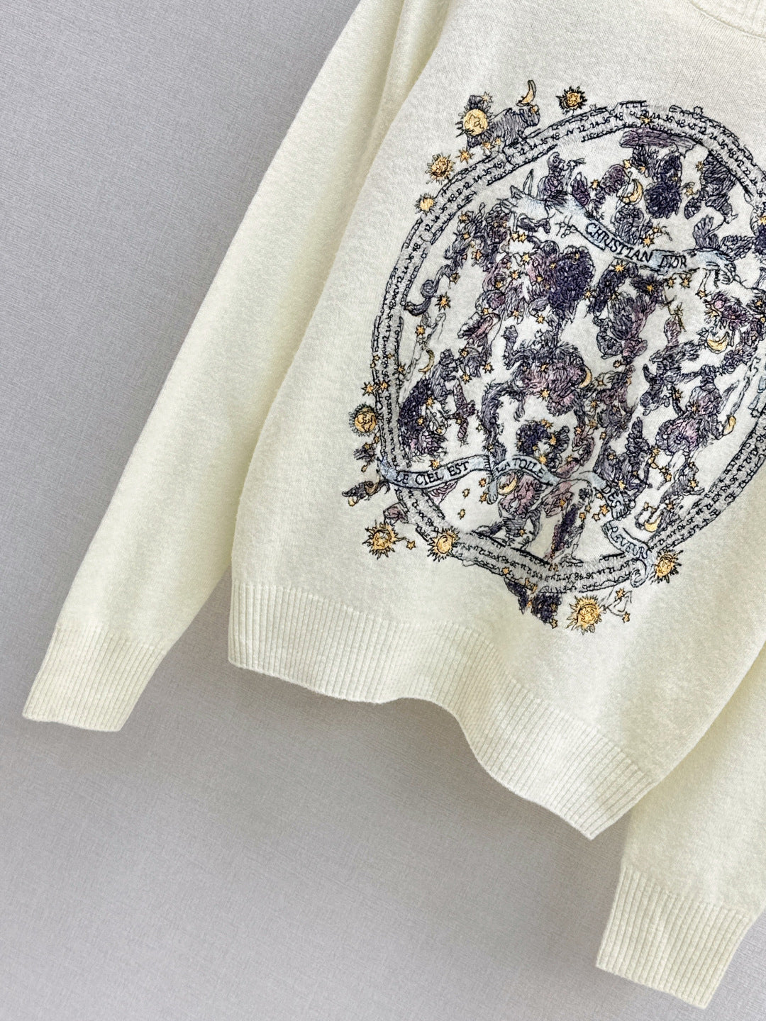 CD NEW Embroidered sweater