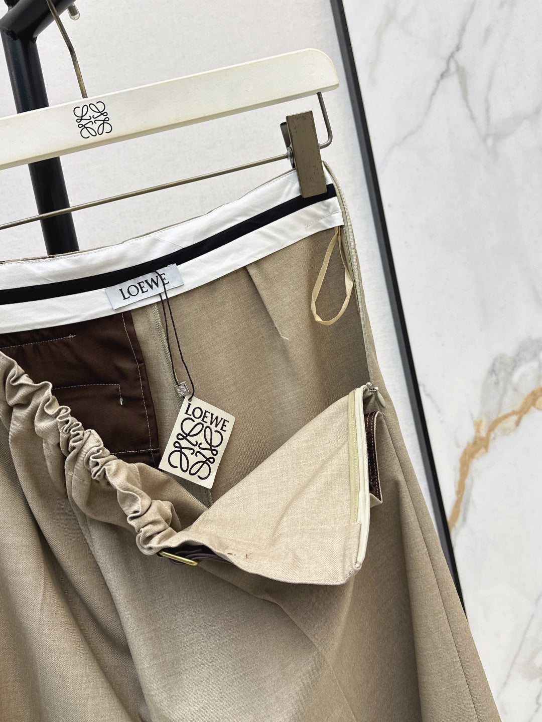 Loe NEW Straight-leg pants