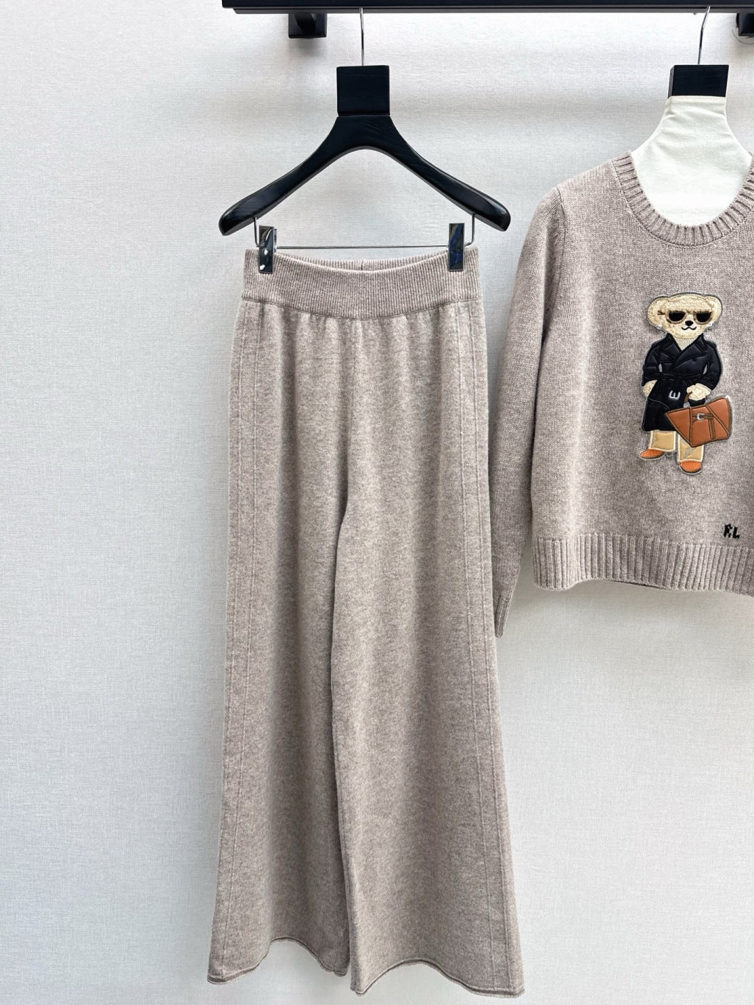 Ral NEW Sweater and straight-leg pants set