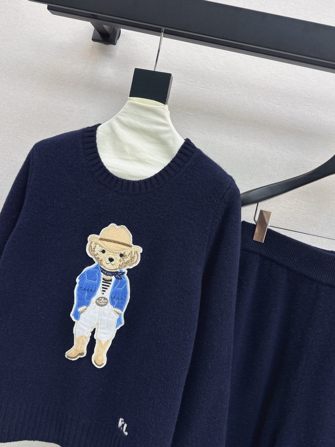 Ral NEW Sweater and straight-leg pants set