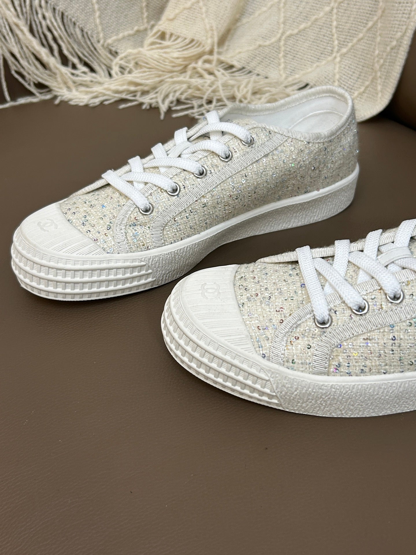 Chan 25fw causal canvas sneakers
