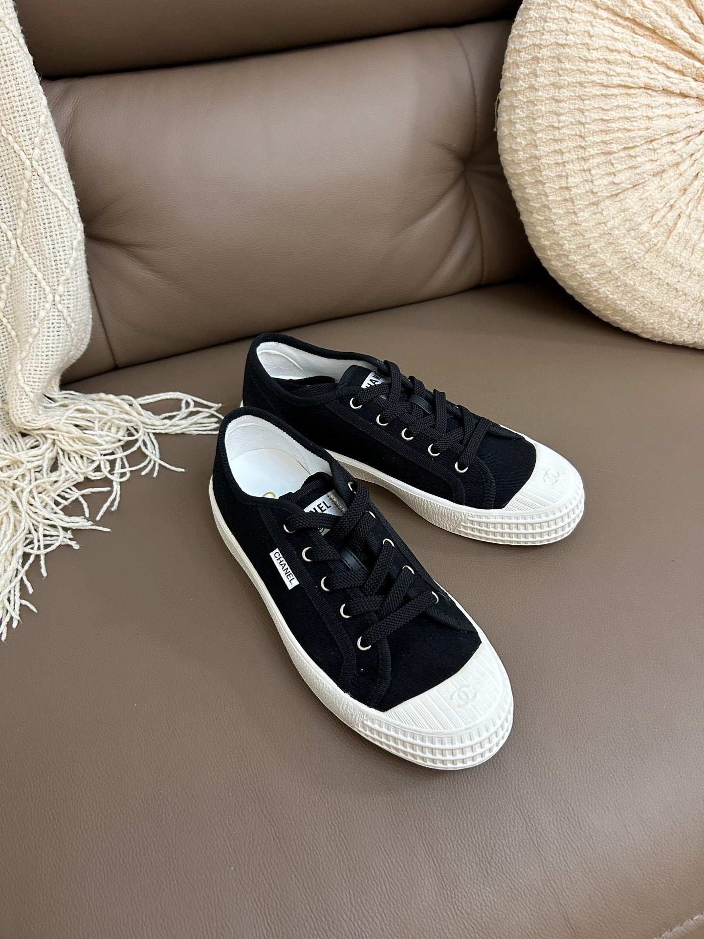 Chan 25fw casual sneakers