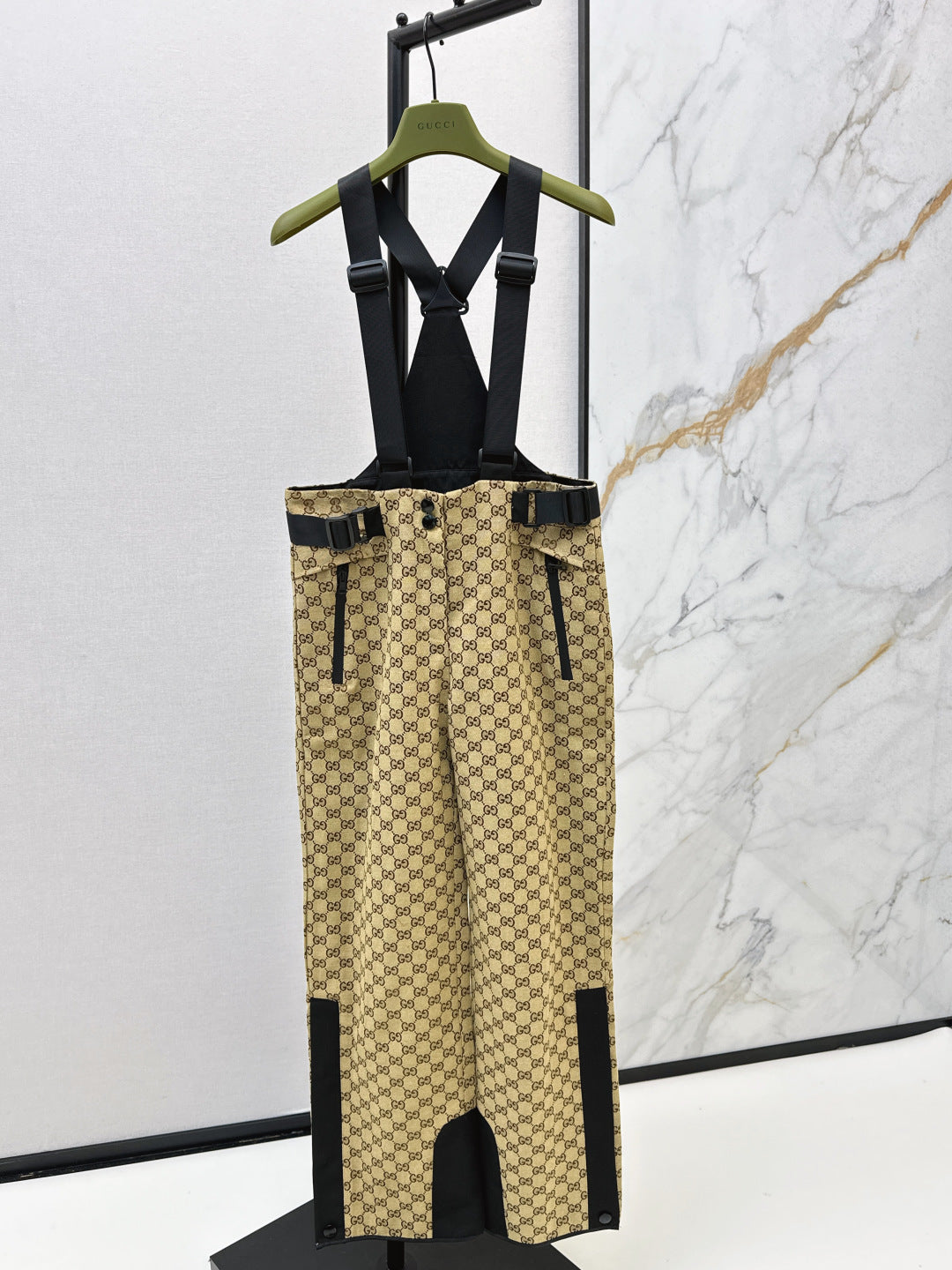 Guc NEW suspender pants