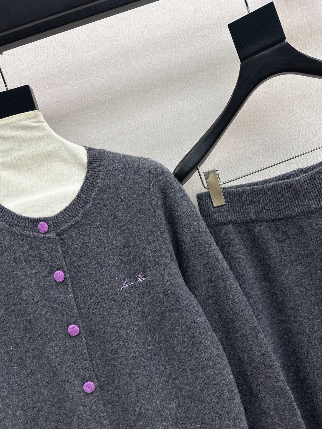 Loro NEW Knitted three-piece set