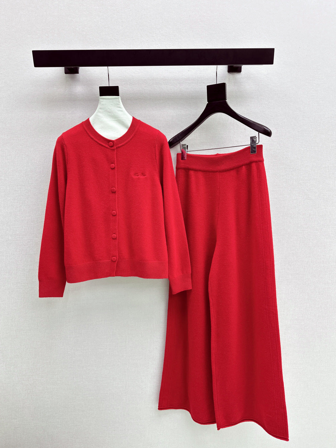 Loro NEW Knitted three-piece set